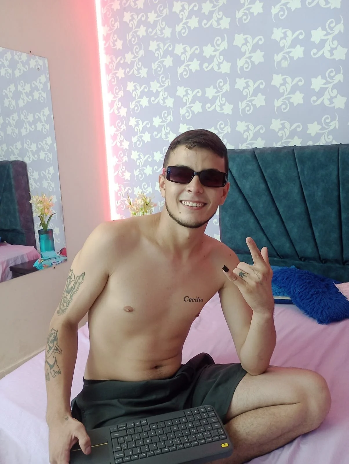 XXX Porn Photo of Nude daniel4_20 6