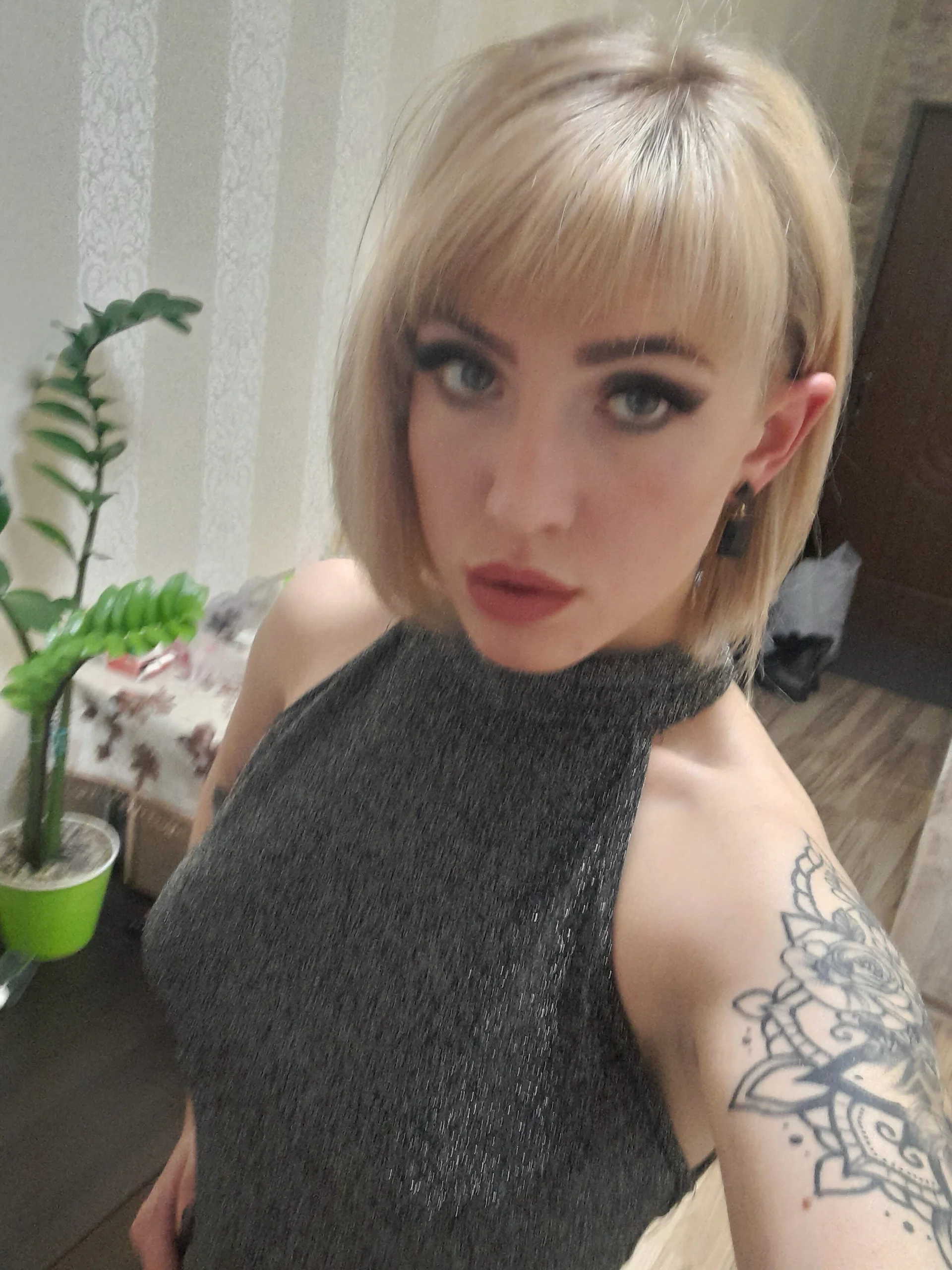 XXX Porn Photo of Nude Reginasmilee 2