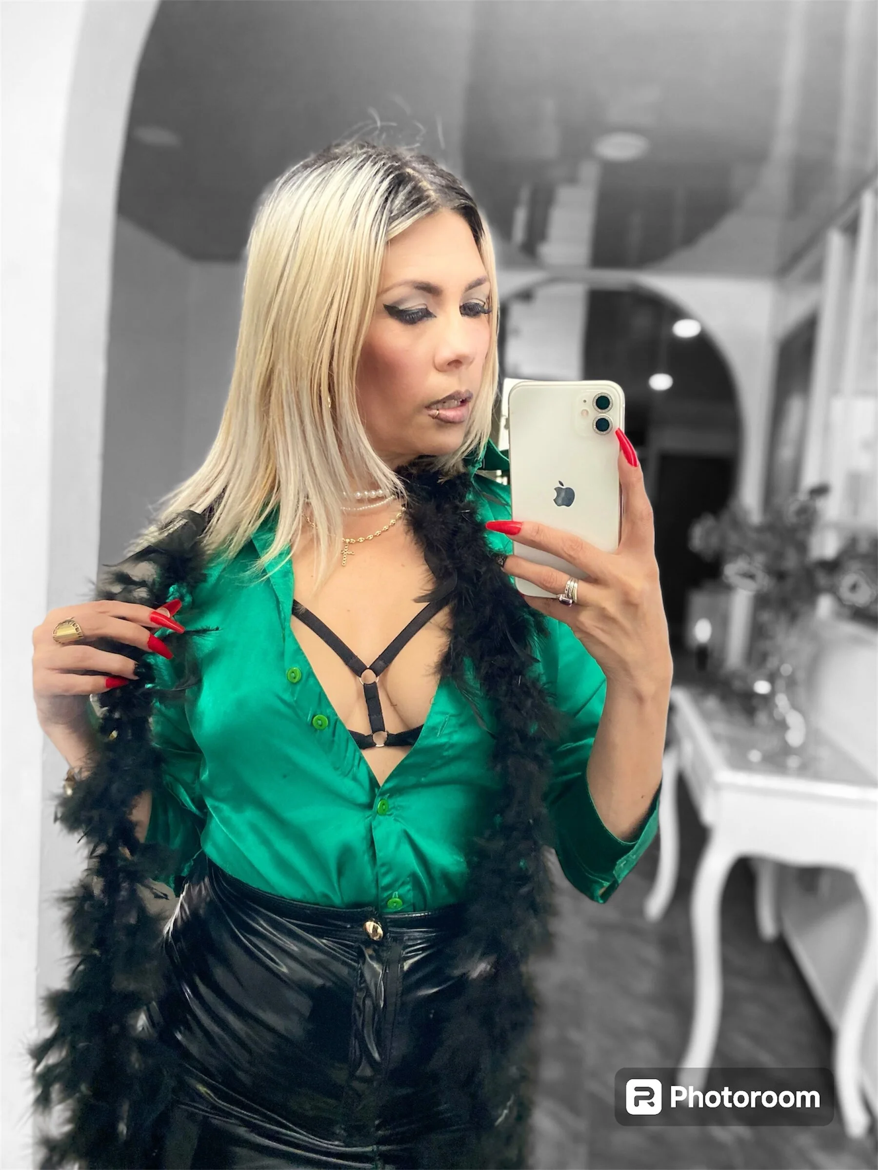 XXX Porn Photo of Nude MistressAndre 57