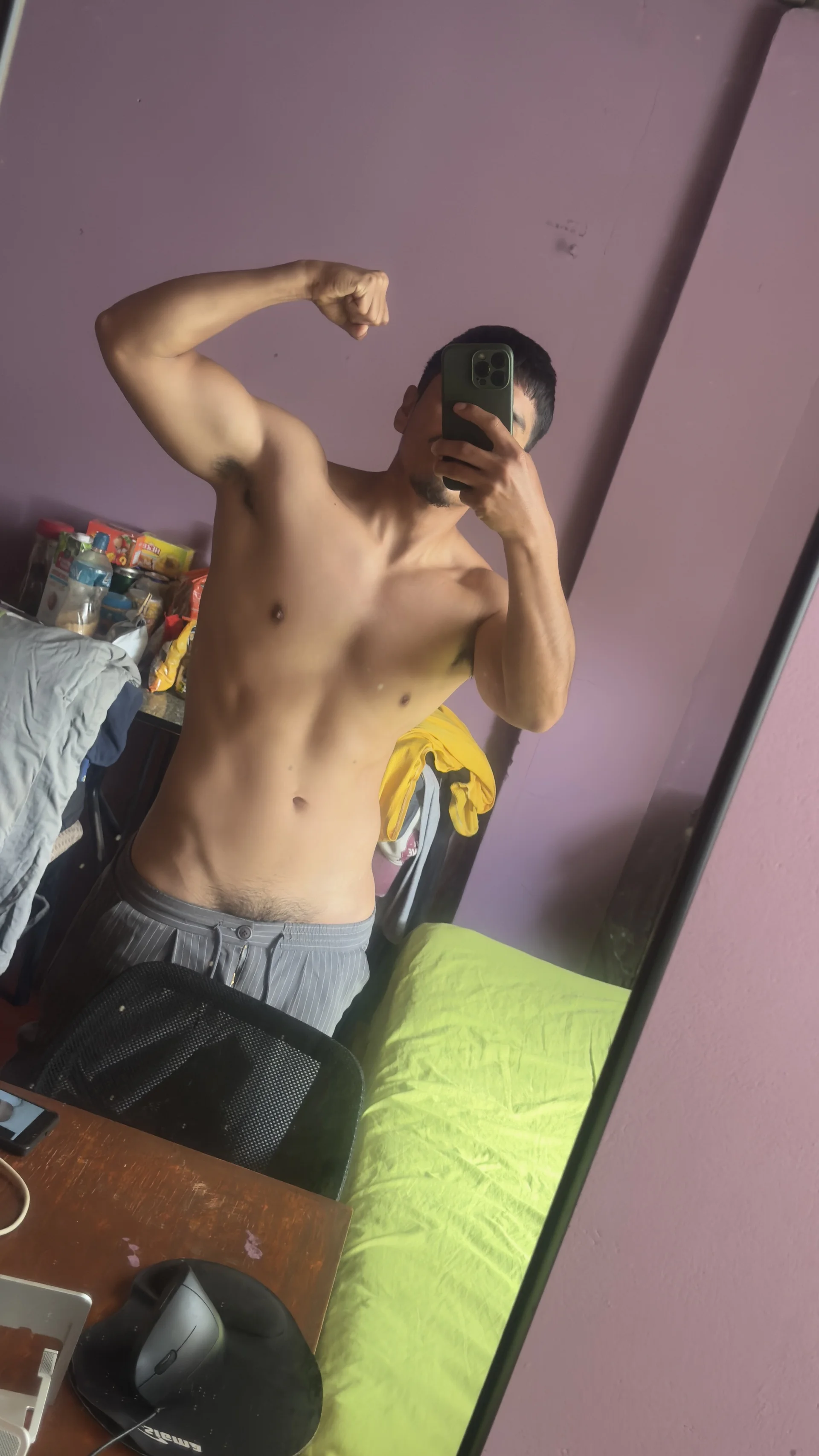 XXX Porn Photo of Nude serranoandre 4
