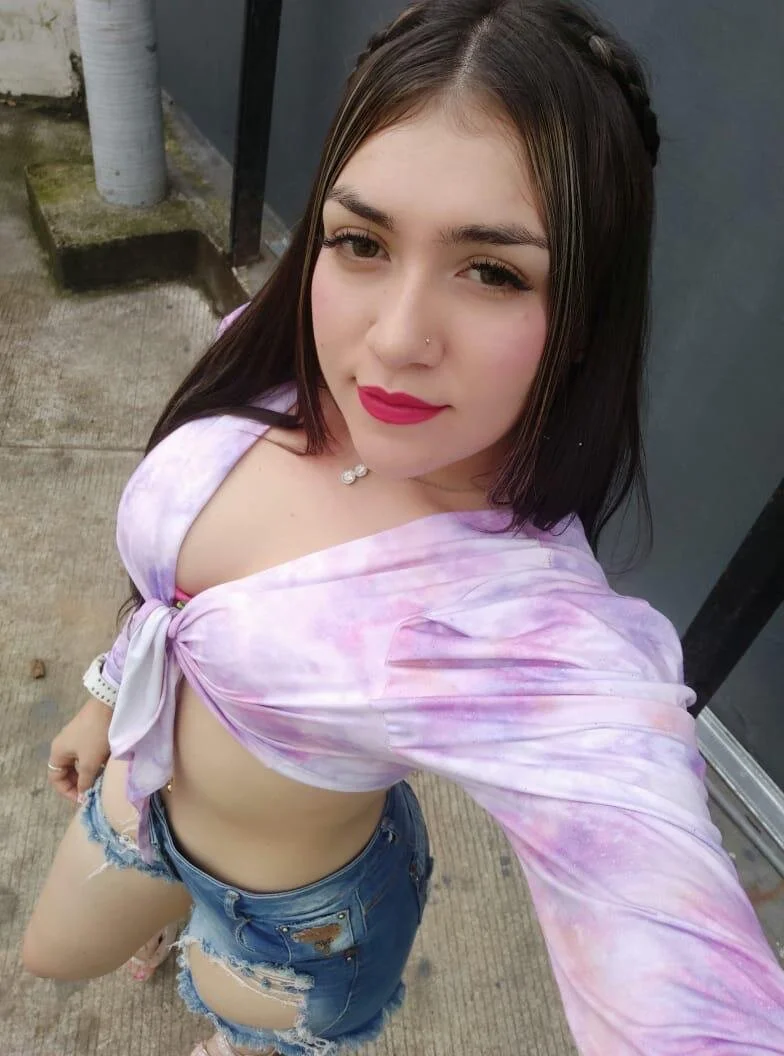XXX Porn Photo of Nude Emmy_flow 4