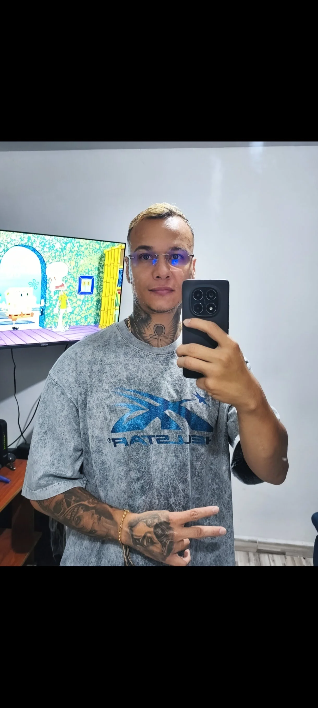 XXX Porn Photo of Nude damian_becker 9