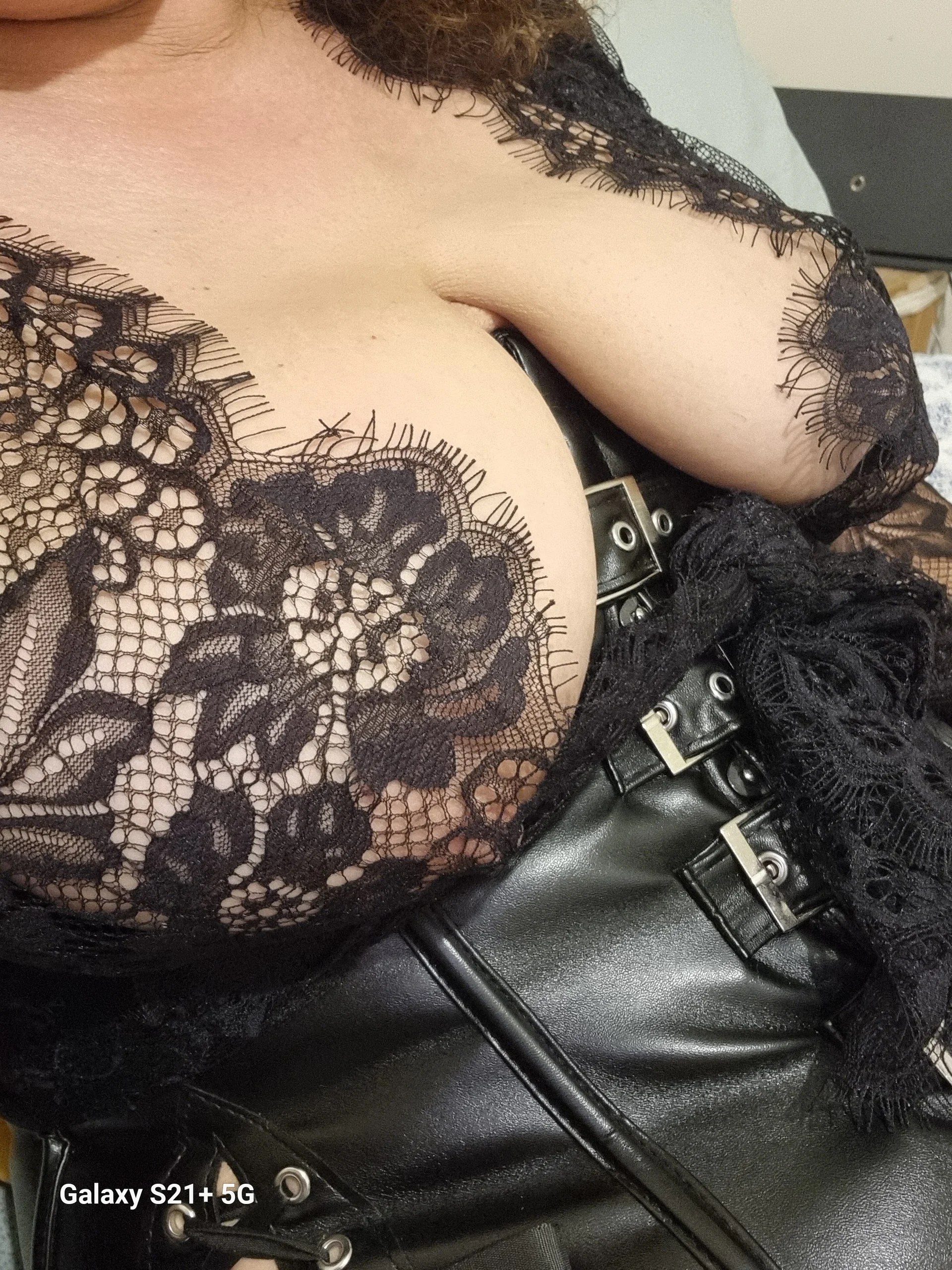 XXX Porn Photo of Nude CurvyTurkishAsena_xx 3