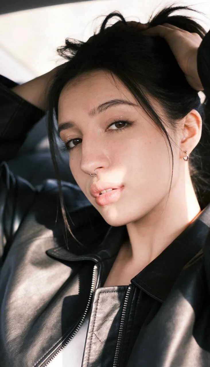 XXX Porn Photo of Nude MilanCheek 5