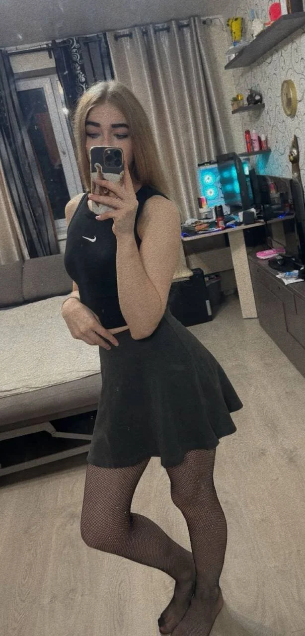 XXX Porn Photo of Nude MidGoo 3