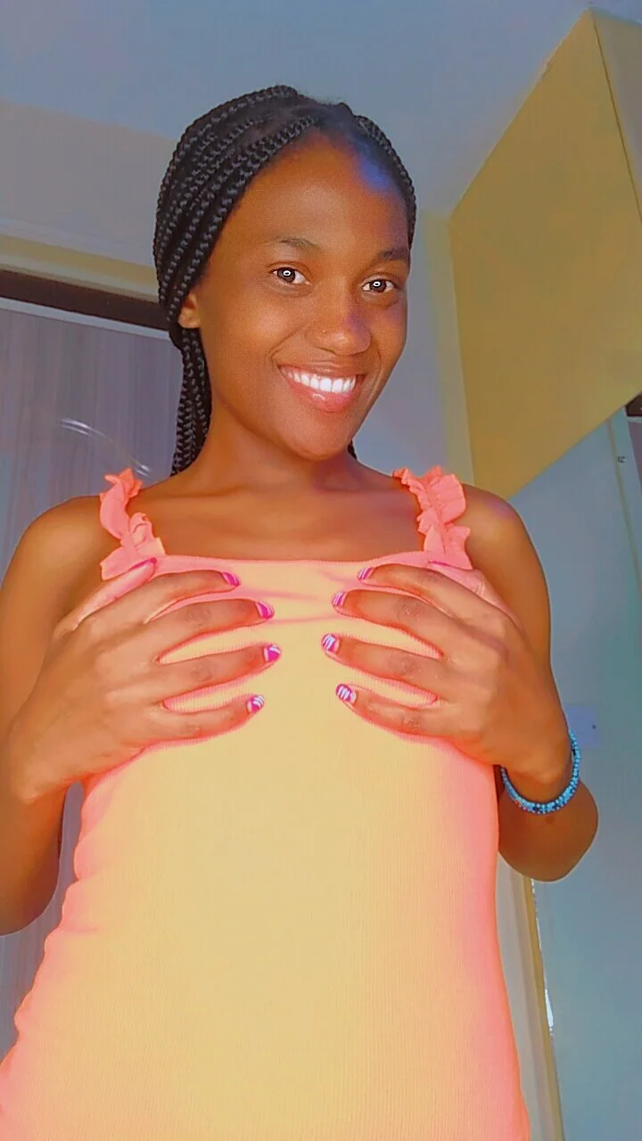 XXX Porn Photo of Nude hornygirlzy 1