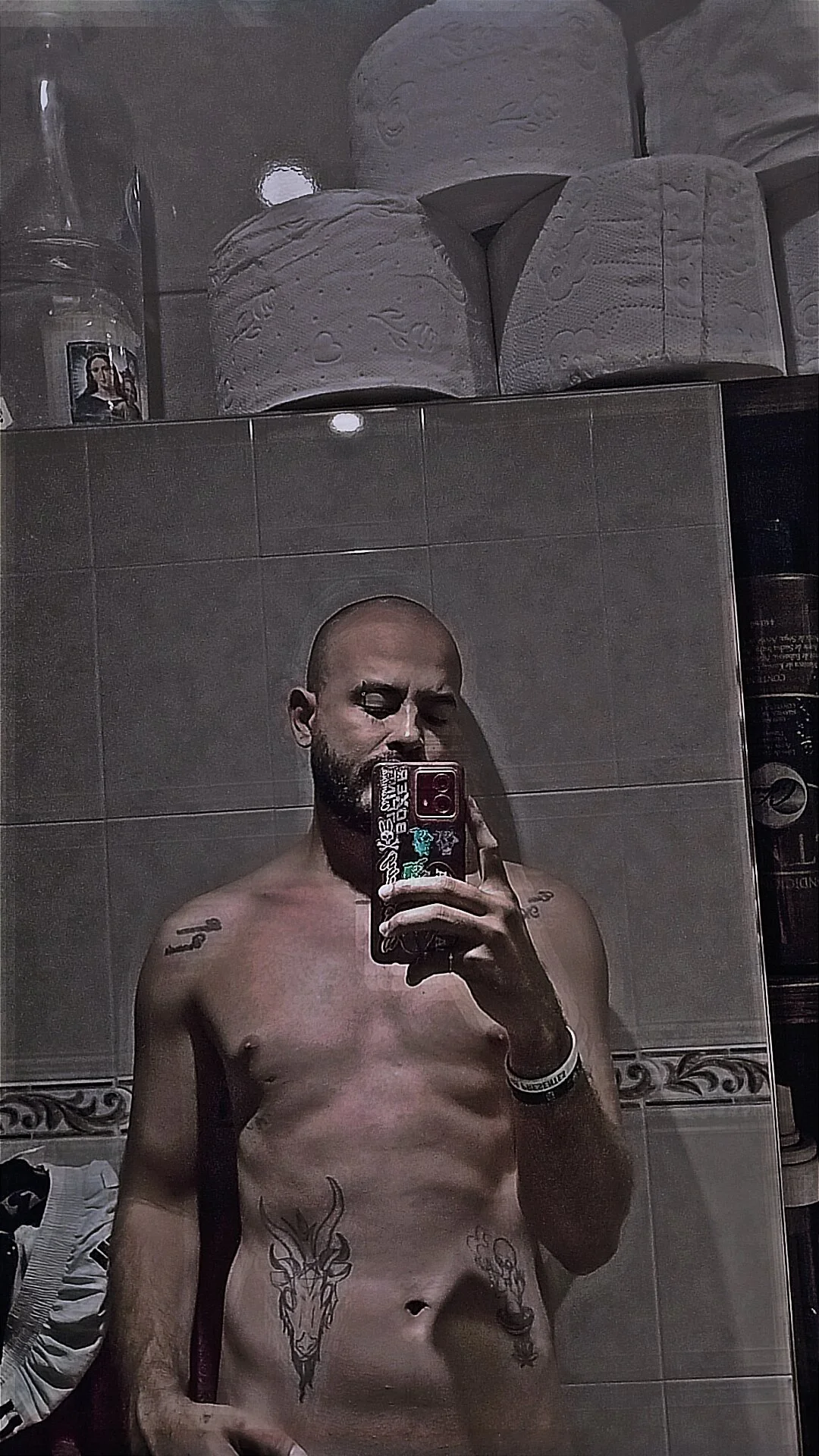 XXX Porn Photo of Nude Duglass_tomson 1