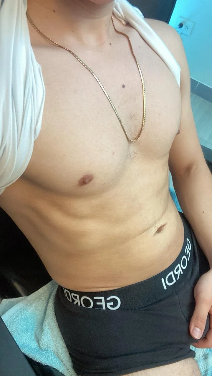 XXX Porn Photo of Nude Julian_Mercier 21