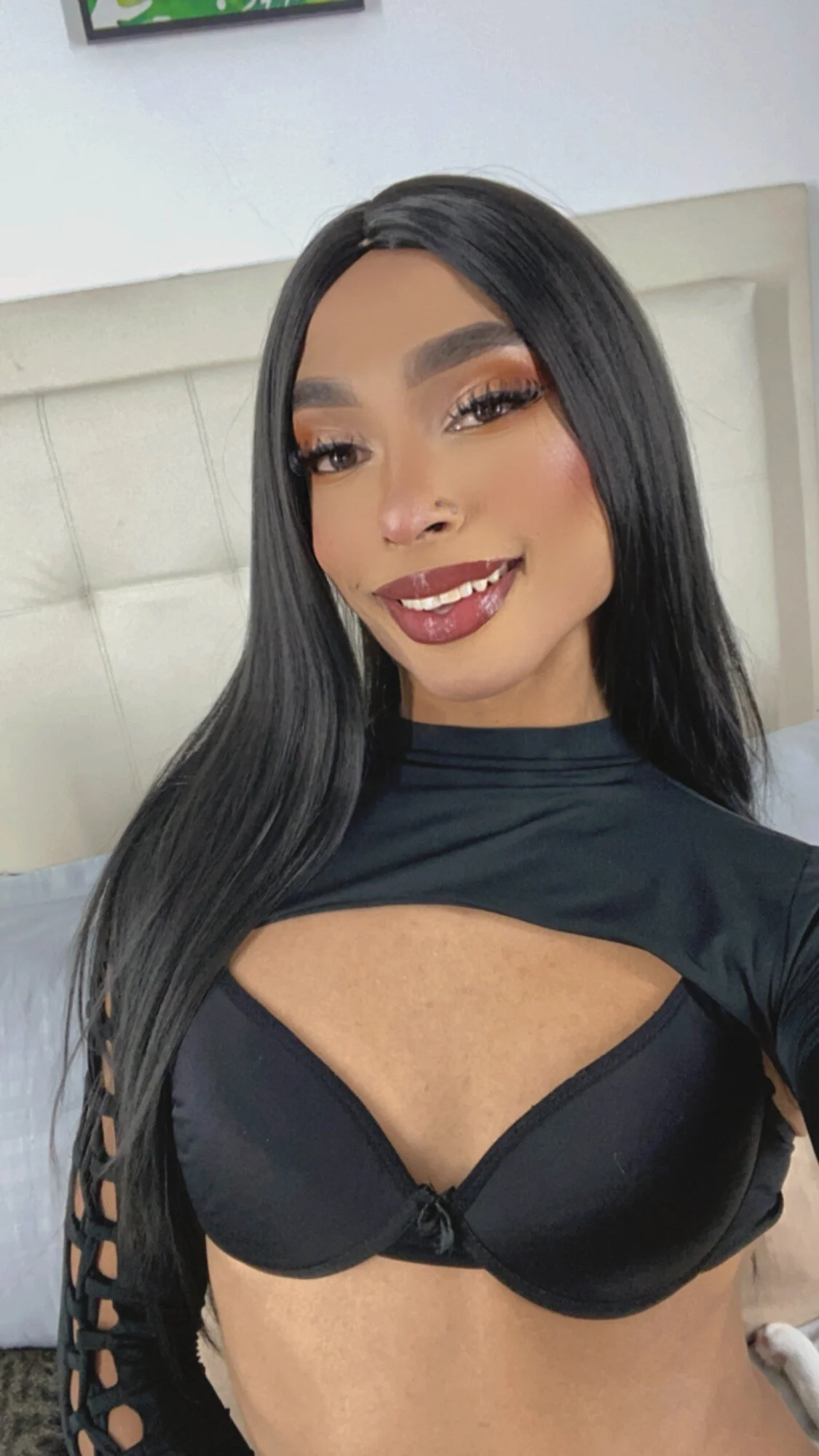 XXX Porn Photo of Nude Daphne_Hills 13