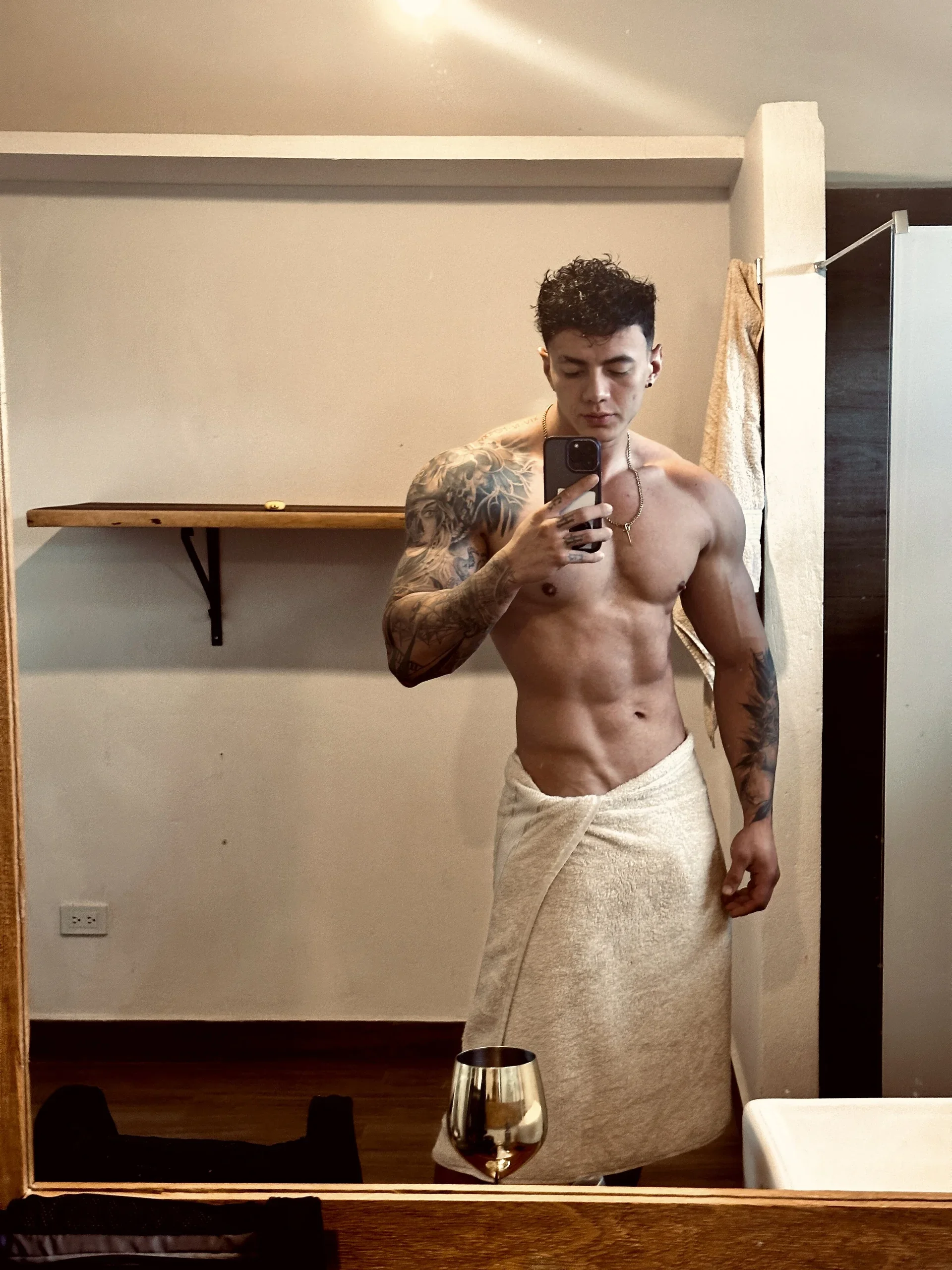 XXX Porn Photo of Nude Thomas_Falcon1 2