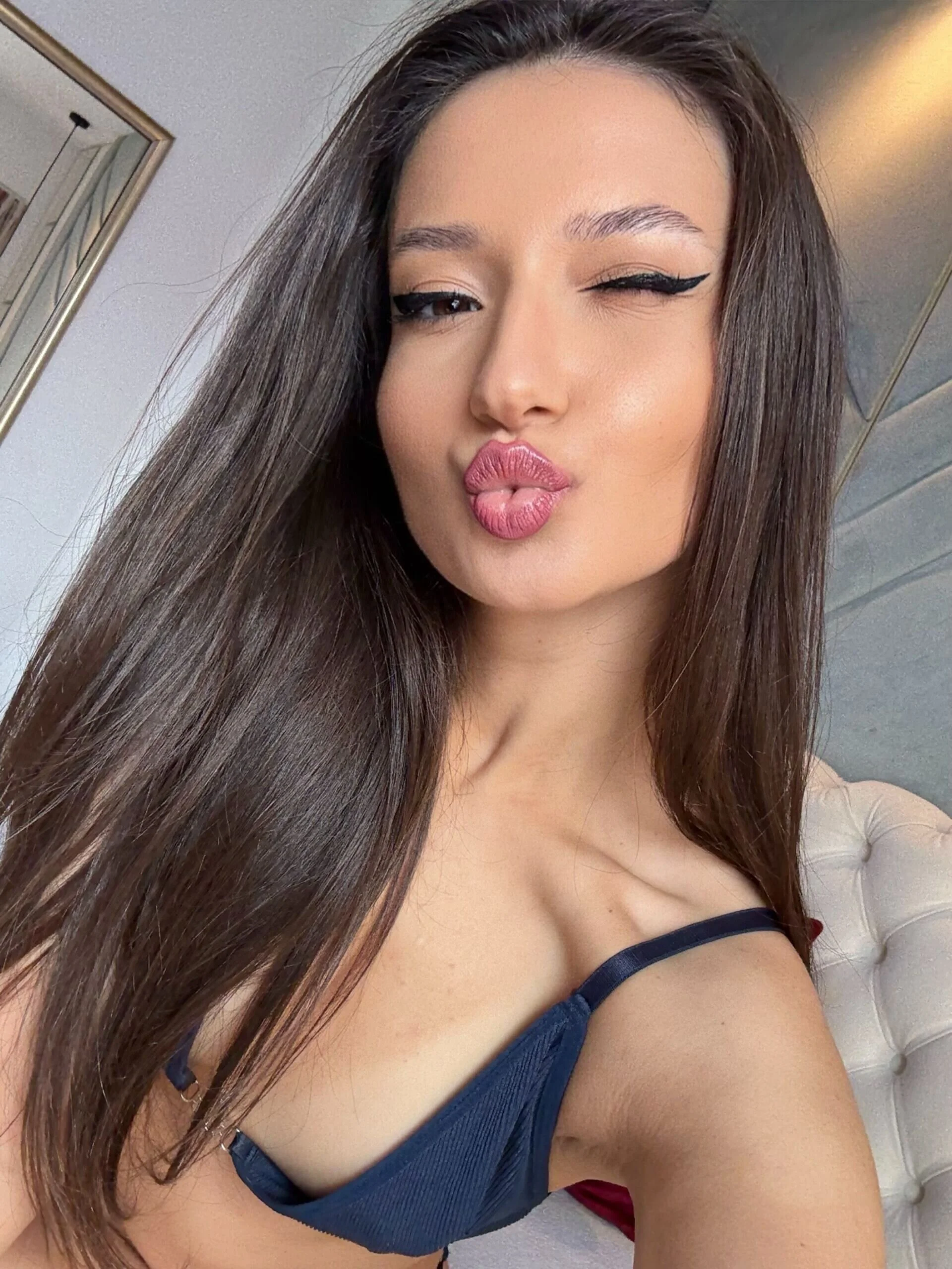 XXX Porn Photo of Nude TheaMalekoo 4