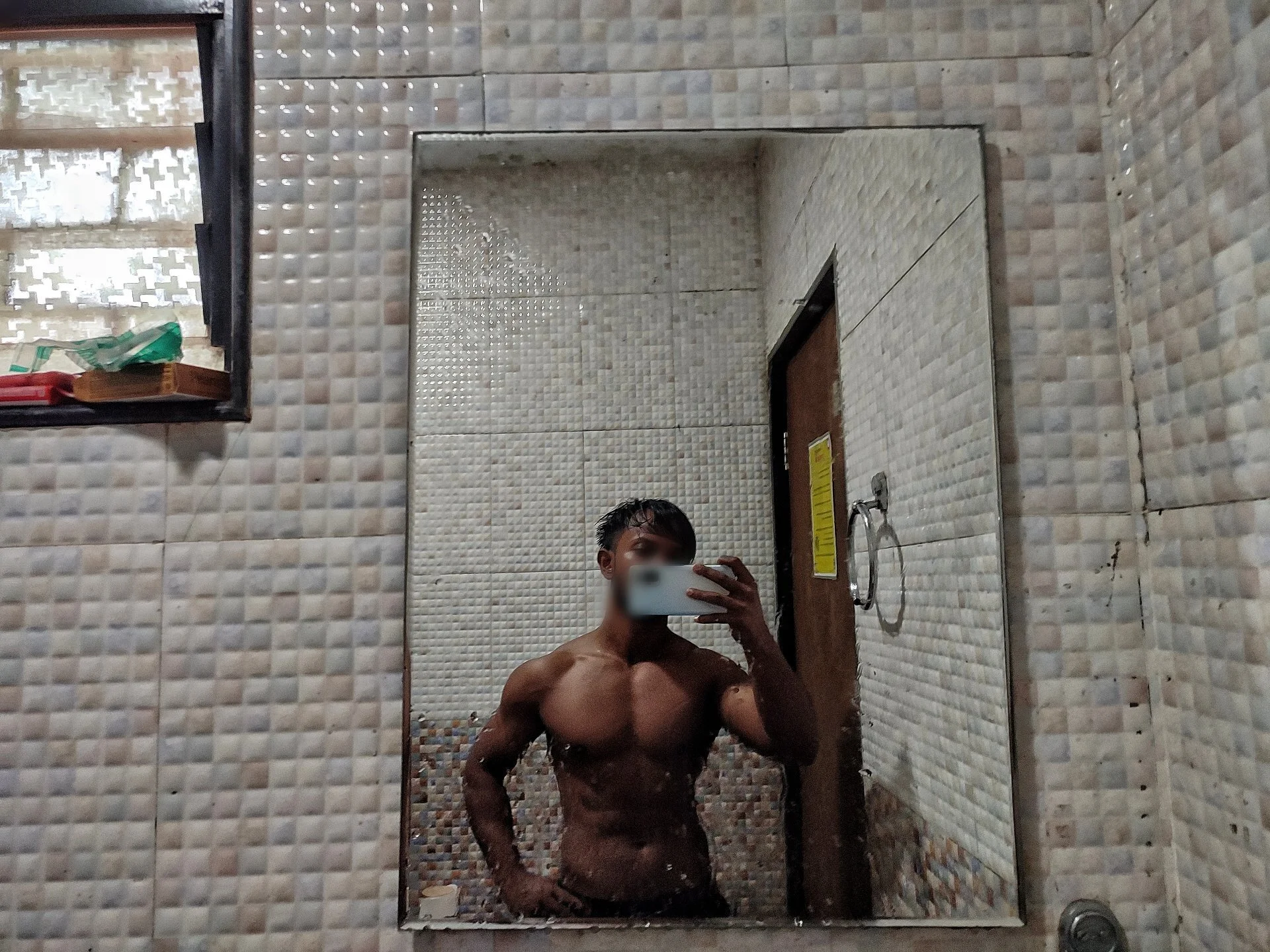 XXX Porn Photo of Nude Hunky_Ariyaan 4