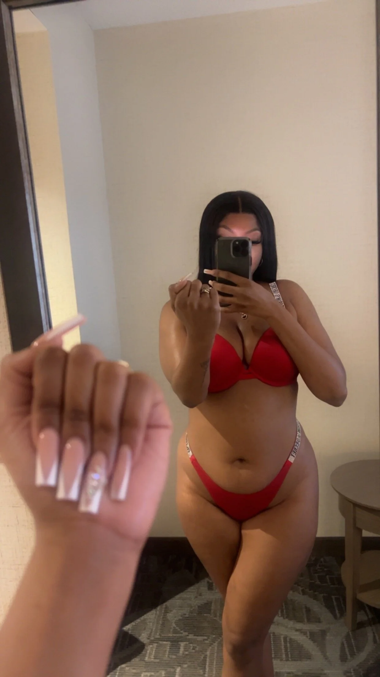 XXX Porn Photo of Nude mialongxo 6