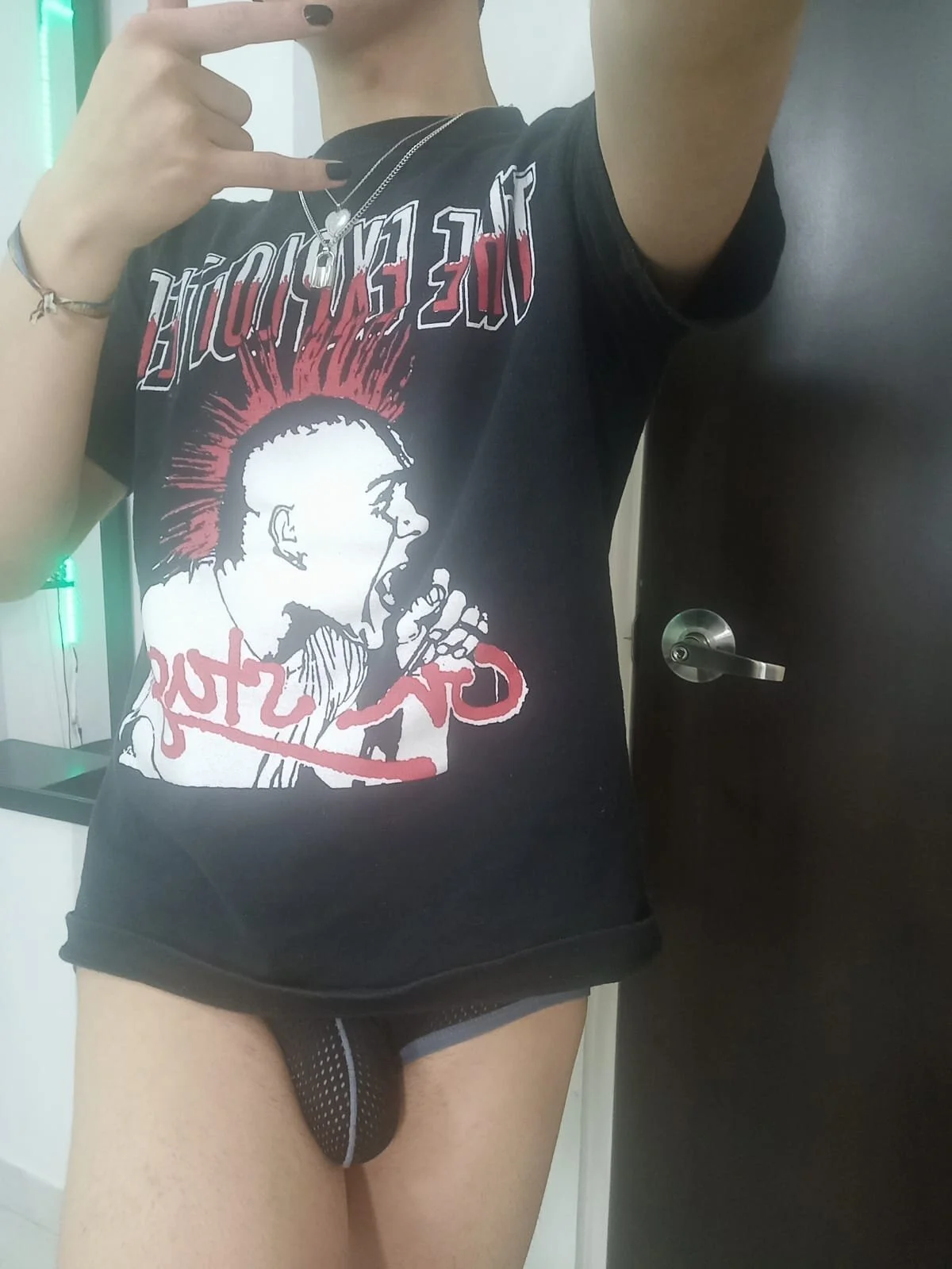 XXX Porn Photo of Nude Naughty__Chriss 100