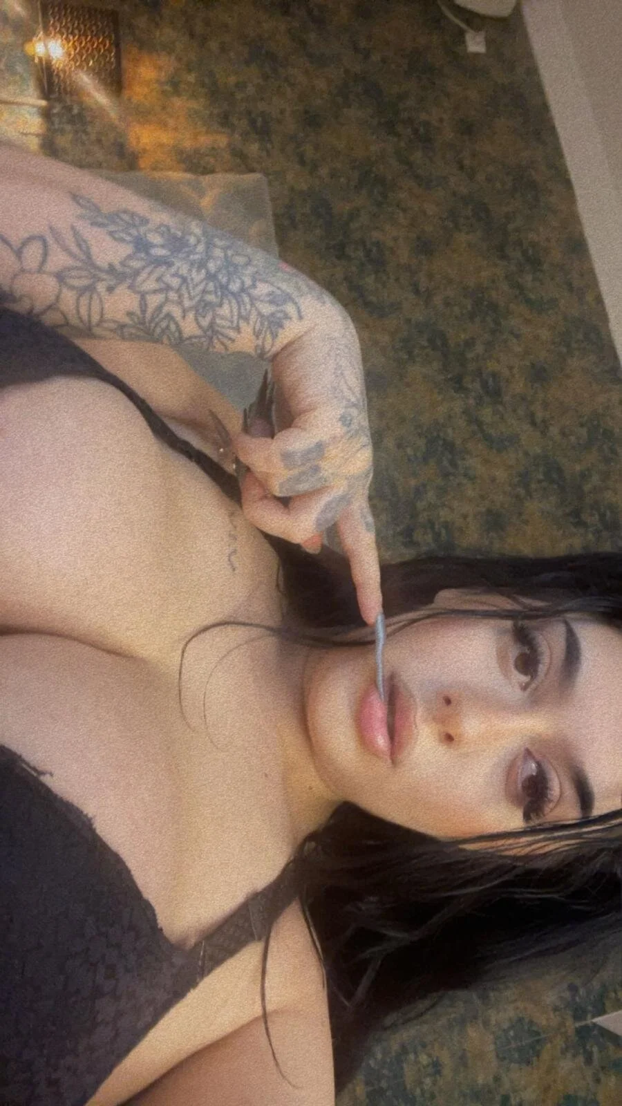 XXX Porn Photo of Nude NayaNoirX 9