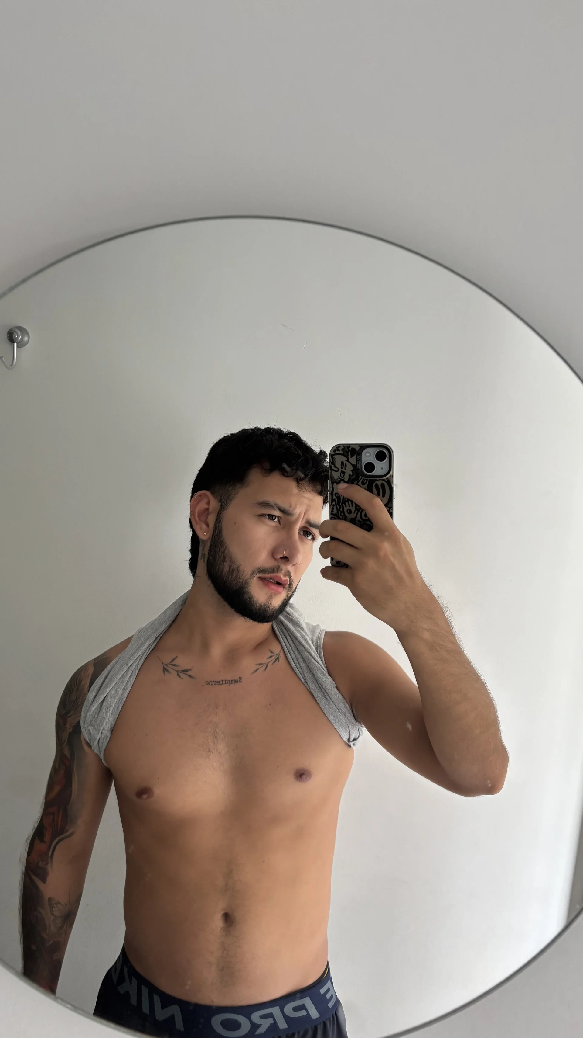 XXX Porn Photo of Nude noah_corvelle 8