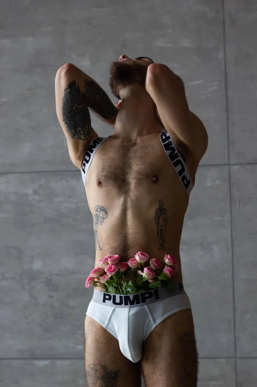XXX Porn Photo of Nude guynextfurr 2