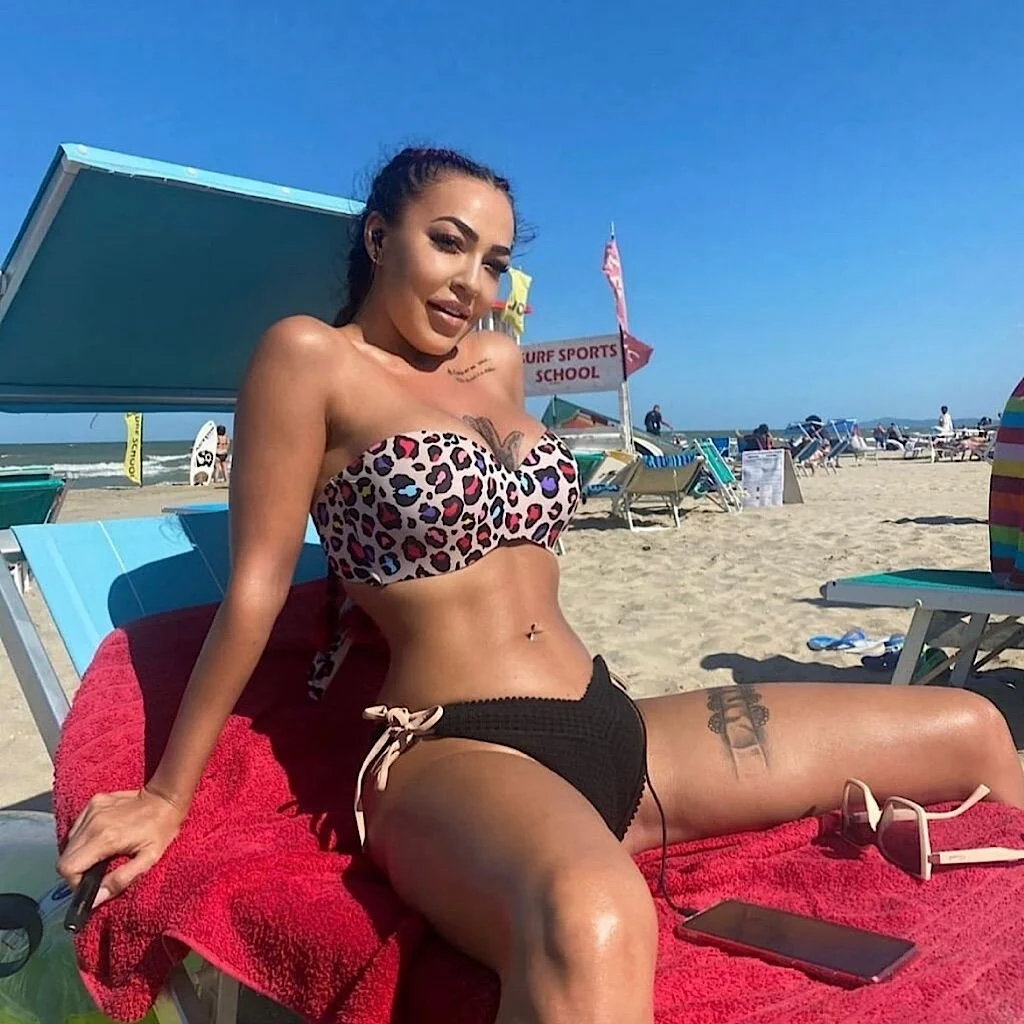 XXX Porn Photo of Nude MaiaGold 19