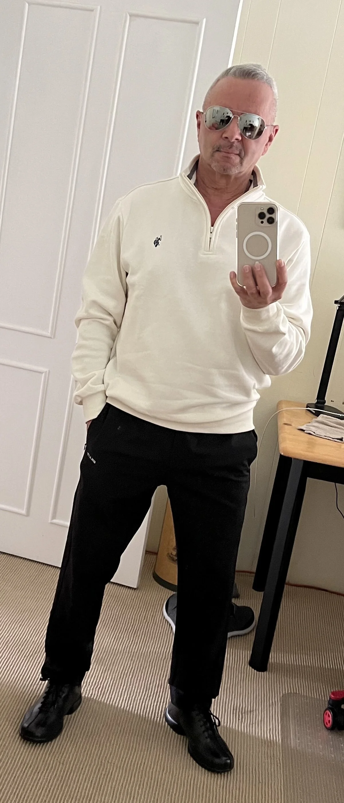 XXX Porn Photo of Nude hotdadbod 219