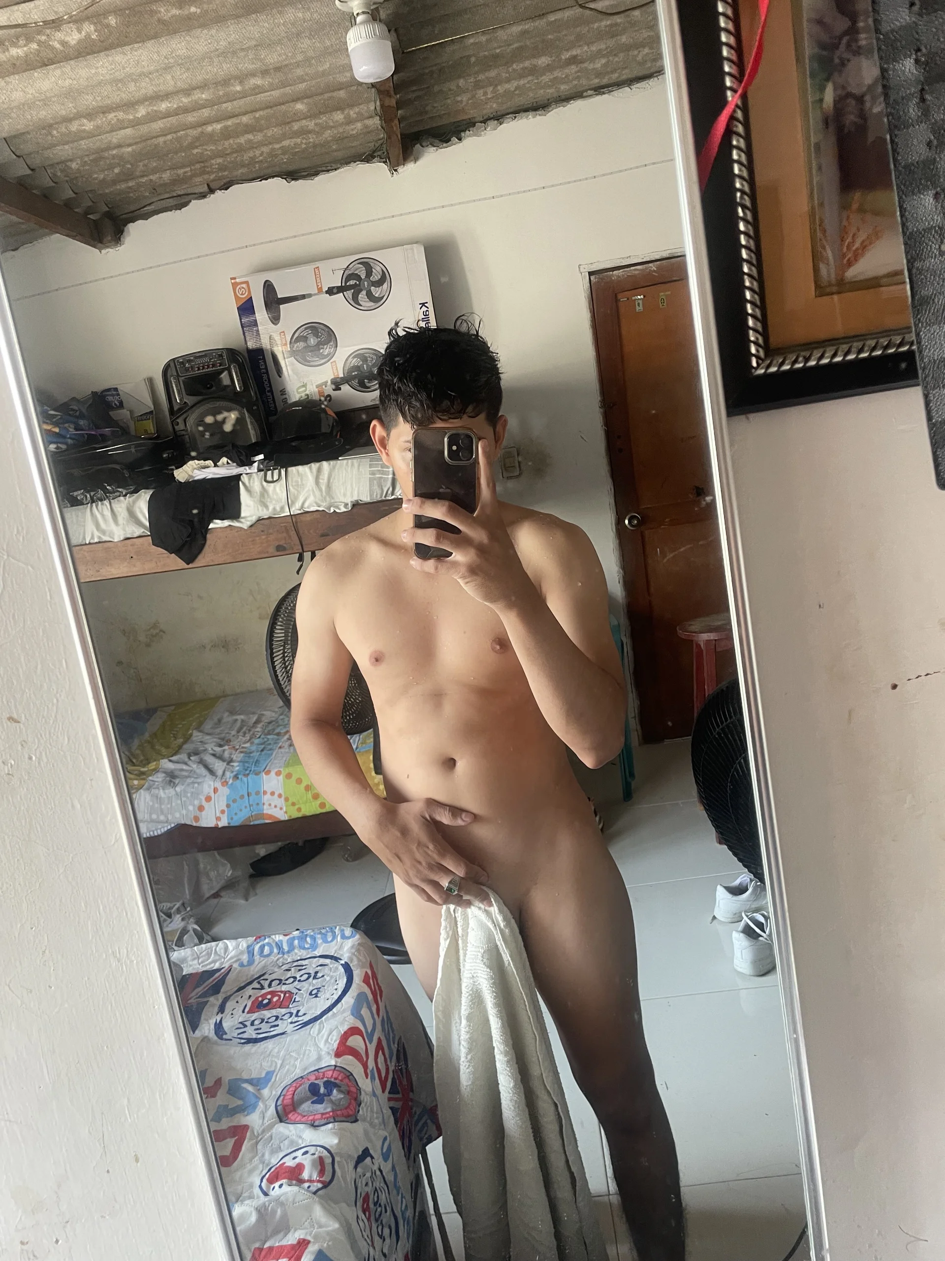 XXX Porn Photo of Nude Pedro_Luxx 31