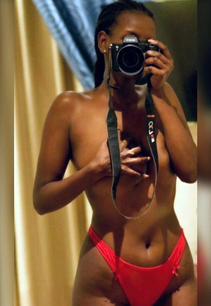 XXX Porn Photo of Nude ScarletMuseX 16