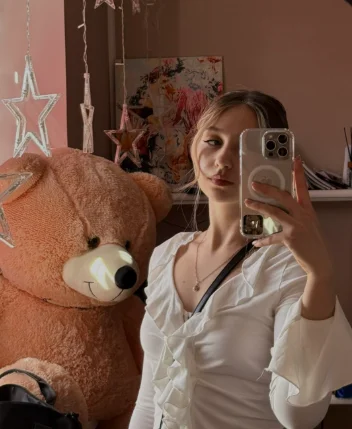 XXX Porn Photo of Nude SondraLongest 7