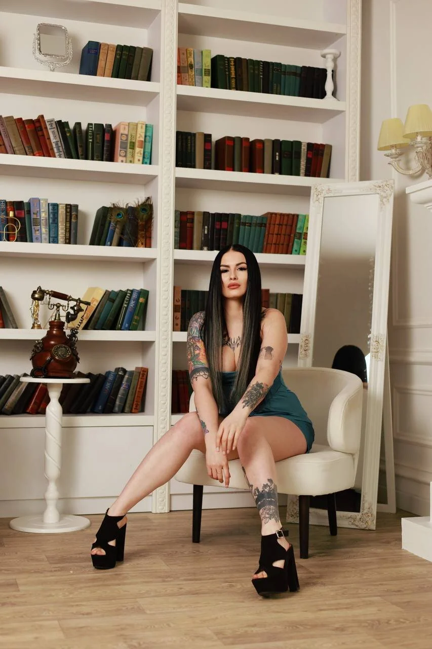 XXX Porn Photo of Nude AmberDismond 55