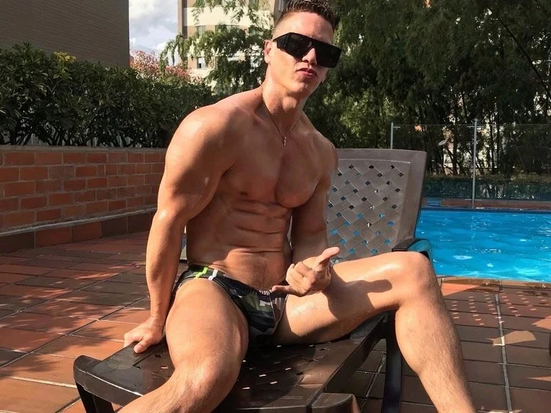 XXX Porn Photo of Nude AdanXanders 1