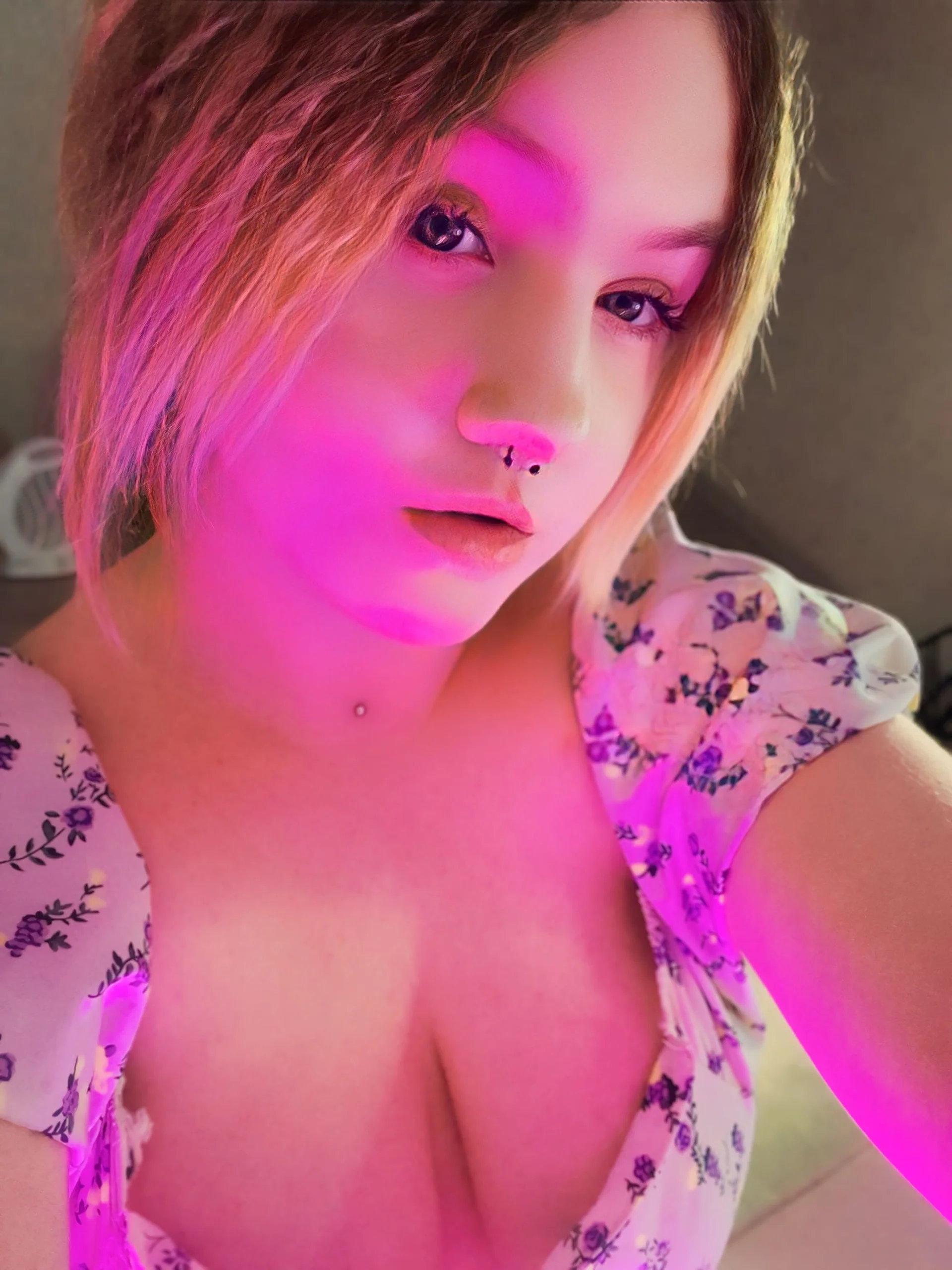 XXX Porn Photo of Nude lovelyy_julia 3