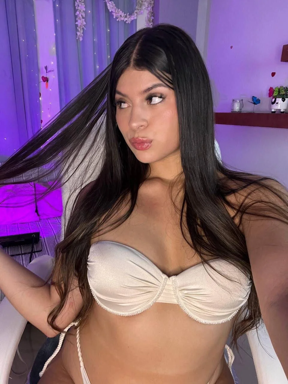 XXX Porn Photo of Nude alessandrabloom 9