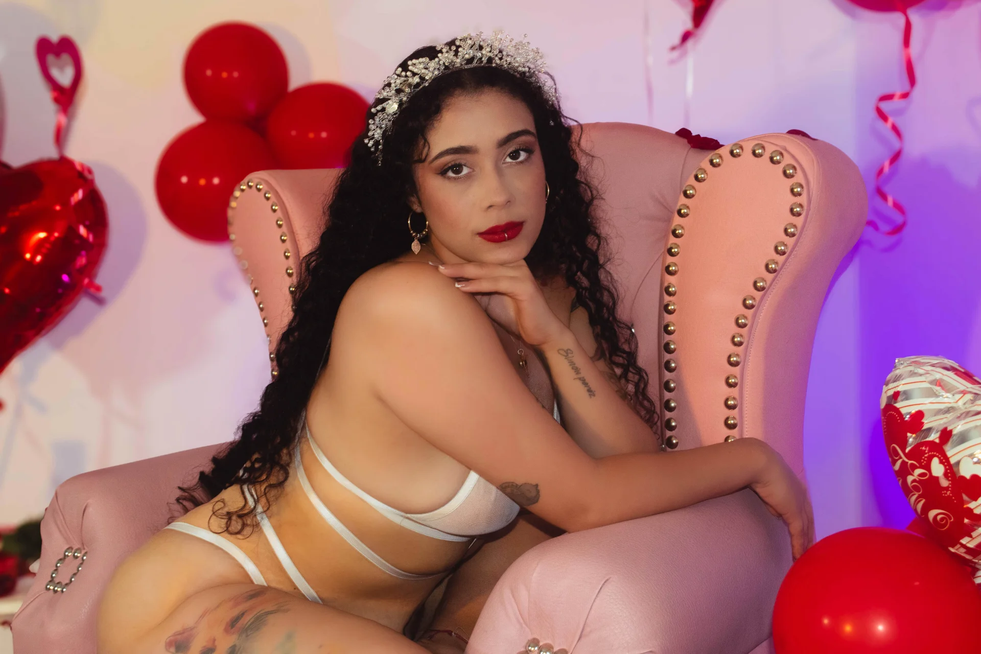 XXX Porn Photo of Nude antonelllepiercee 32