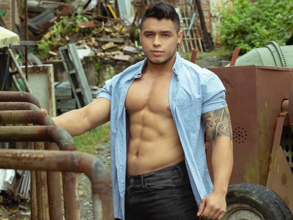 XXX Porn Photo of Nude Marco_diaz1 14