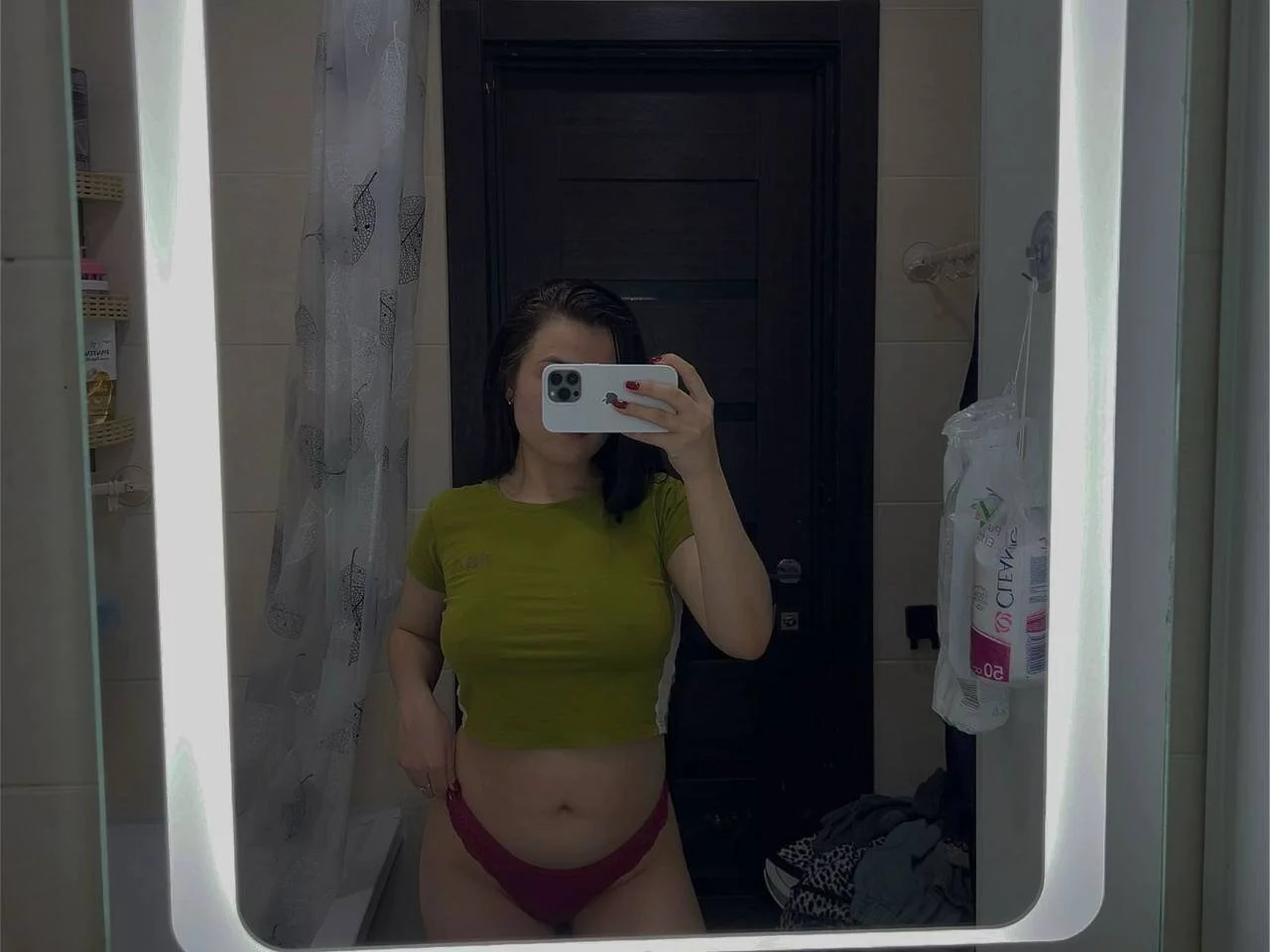 XXX Porn Photo of Nude Velliaa 2