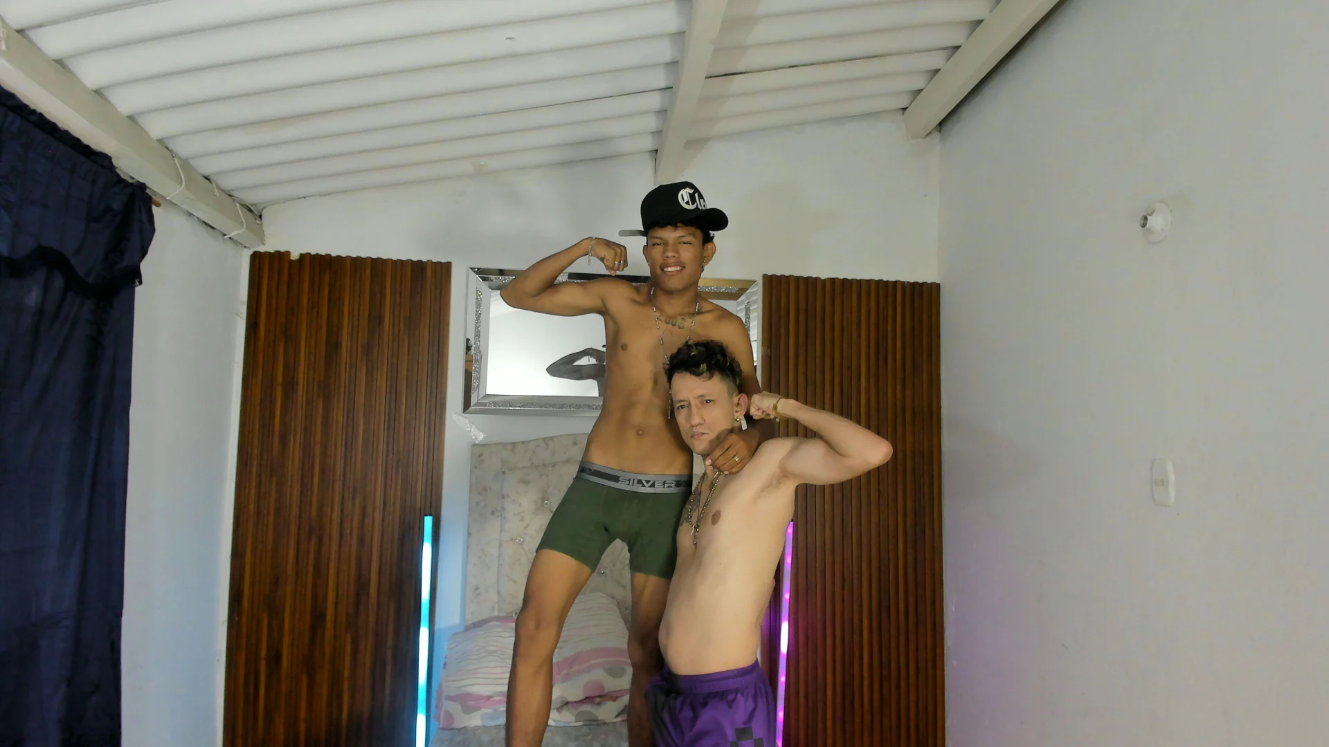 XXX Porn Photo of Nude juan_and_luke 2