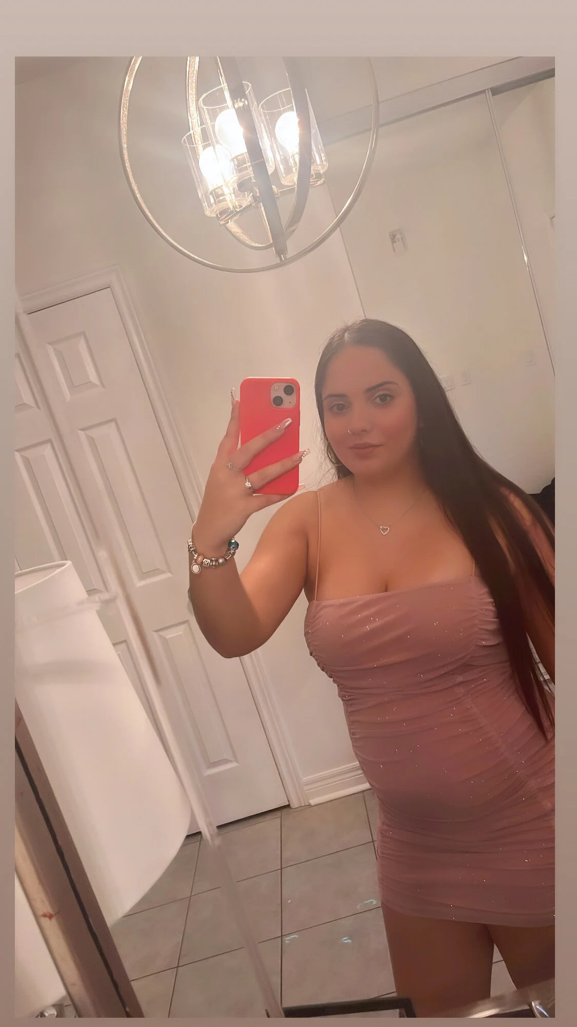 XXX Porn Photo of Nude baddiexoxoxo23 2