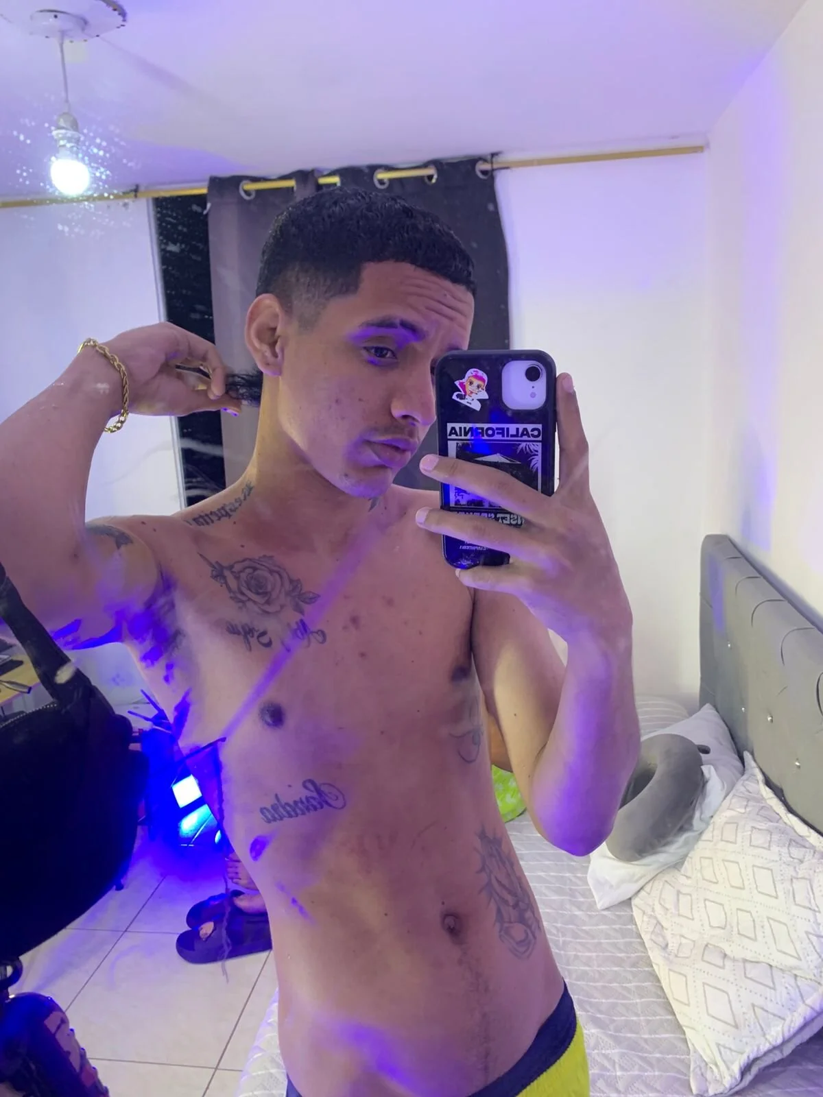 XXX Porn Photo of Nude twinkDuohot 2