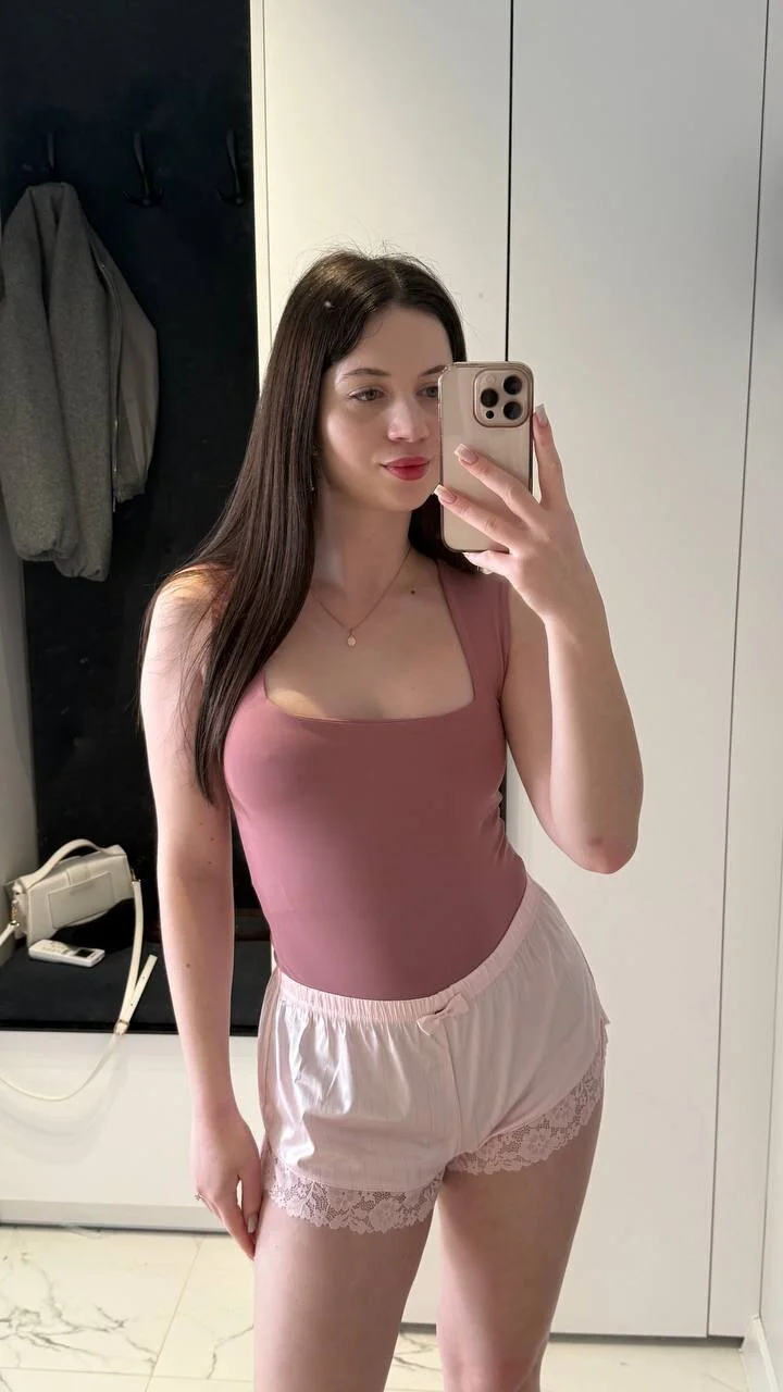 XXX Porn Photo of Nude Violeta_Sheps 2