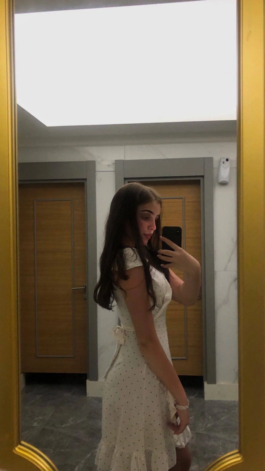 XXX Porn Photo of Nude LowriseZiziphus 3