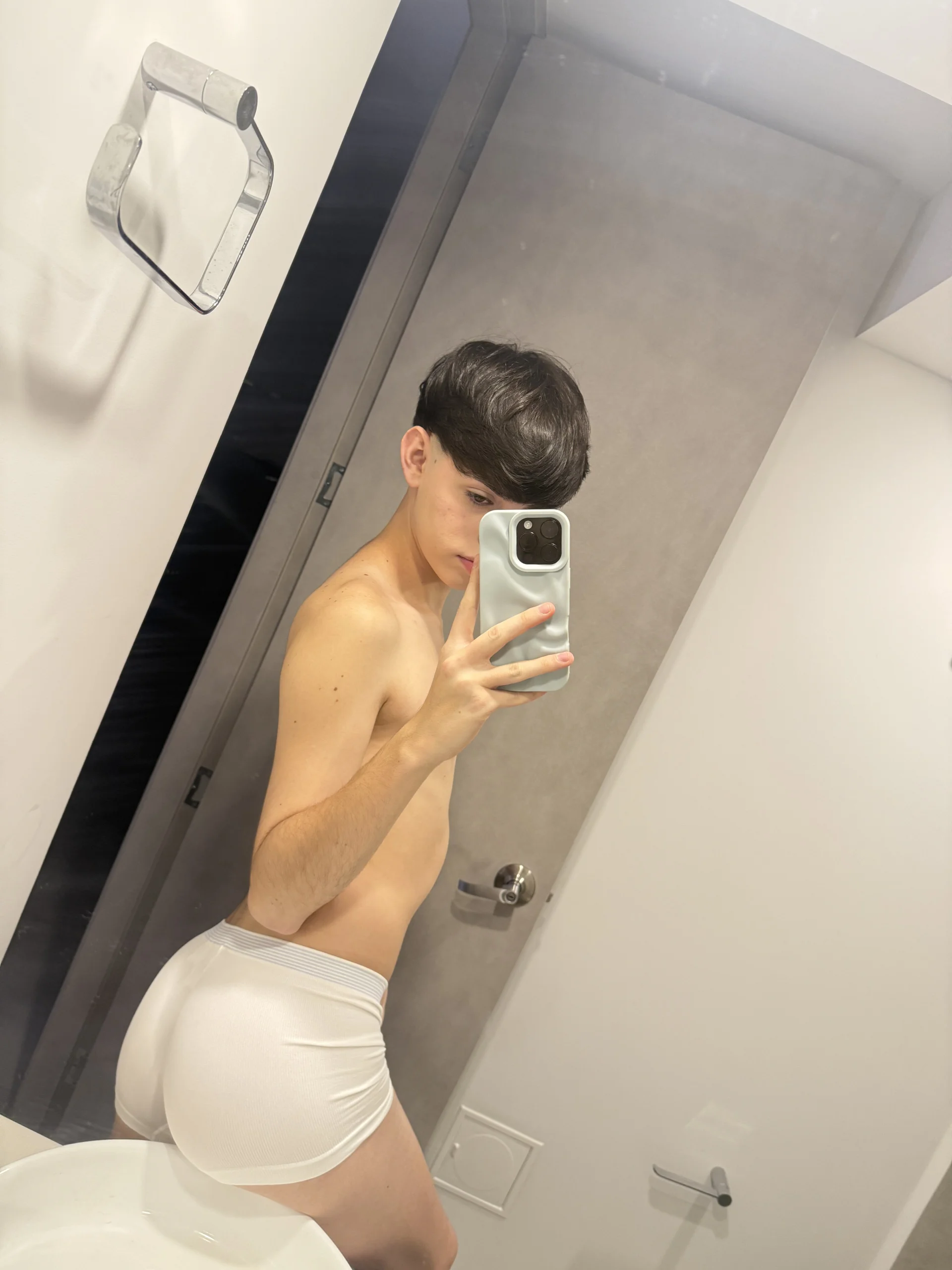 XXX Porn Photo of Nude sebbyrose 6