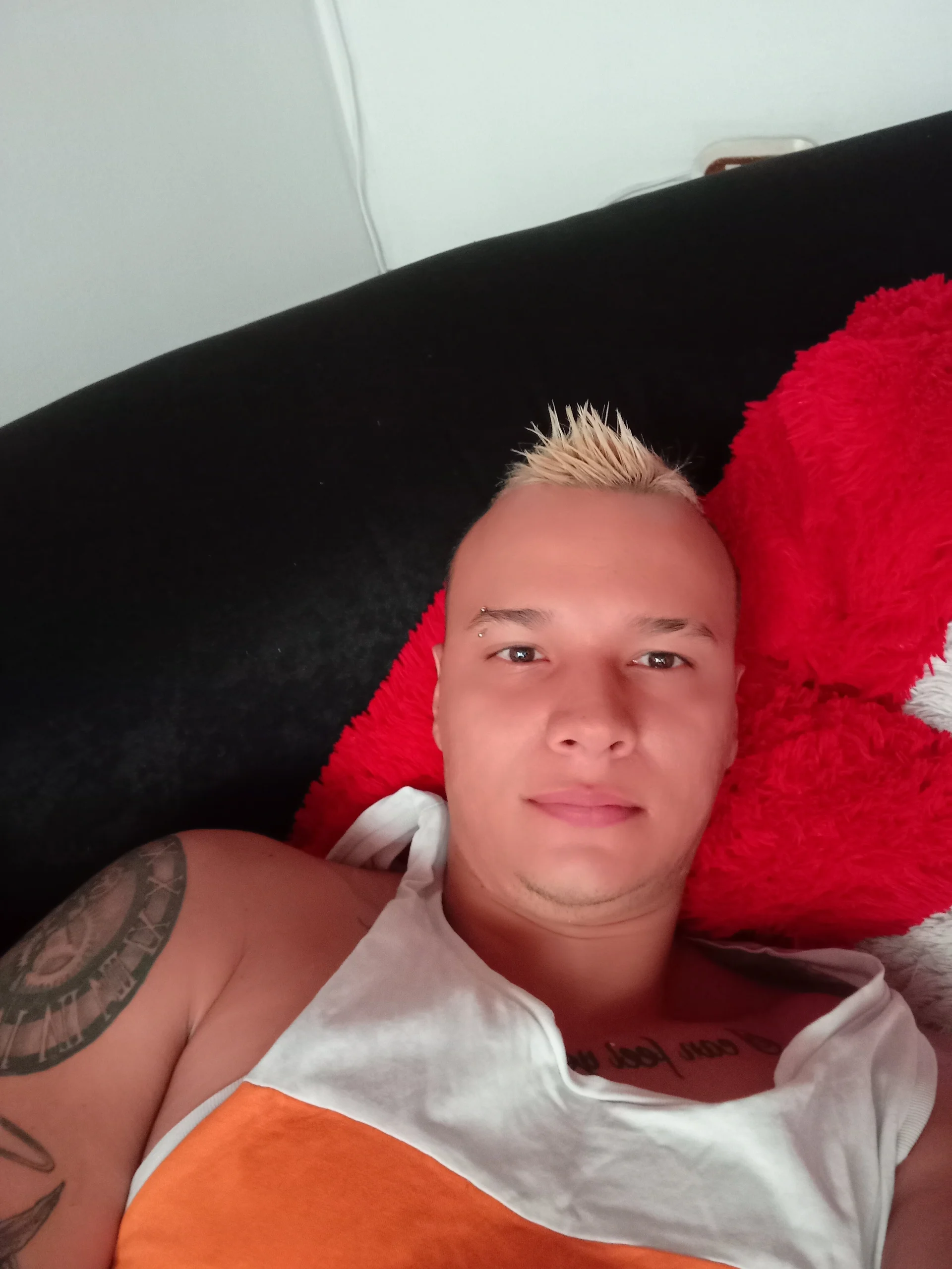 XXX Porn Photo of Nude damian_c12 16
