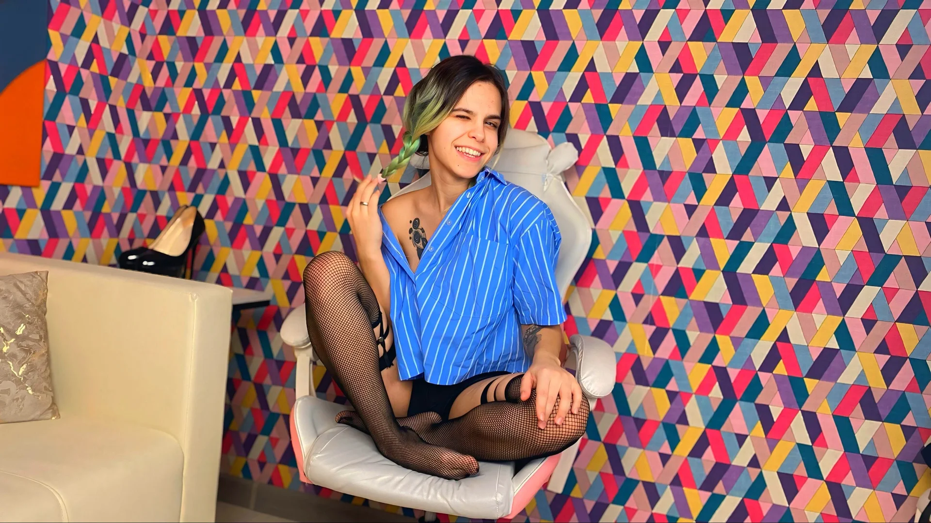 XXX Porn Photo of Nude LiraBelle 15