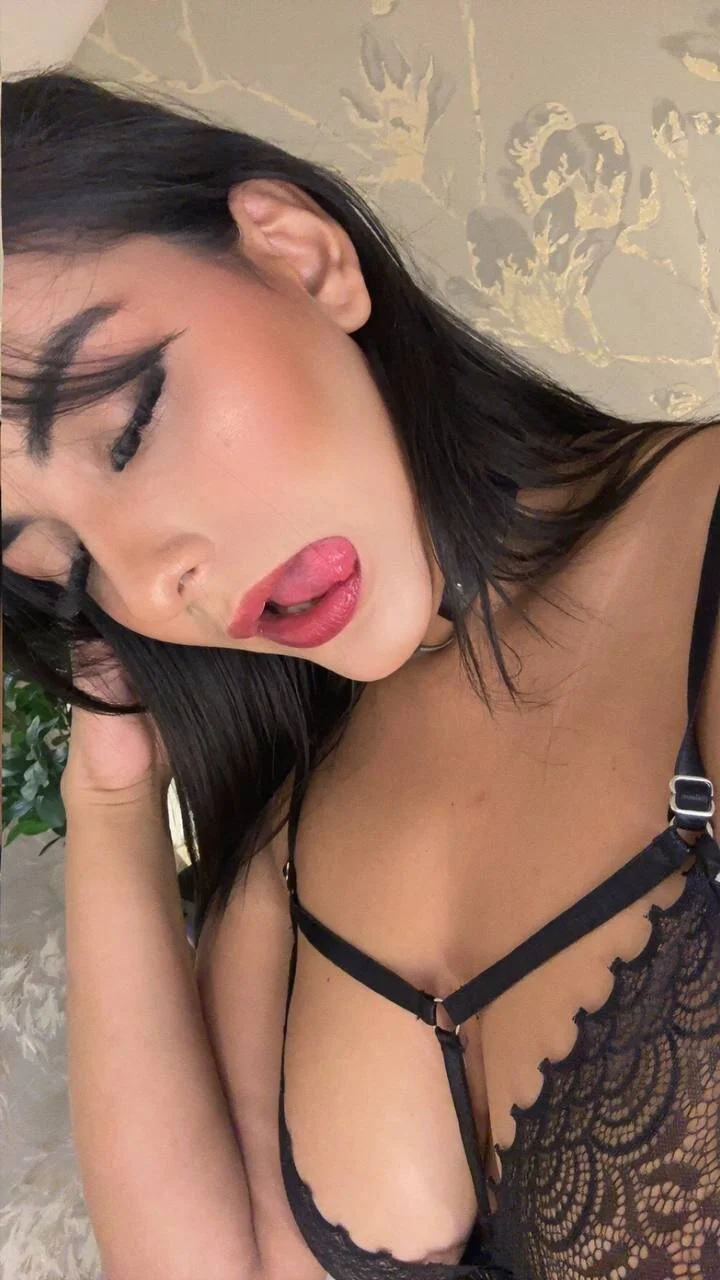 XXX Porn Photo of Nude saraycollins 55