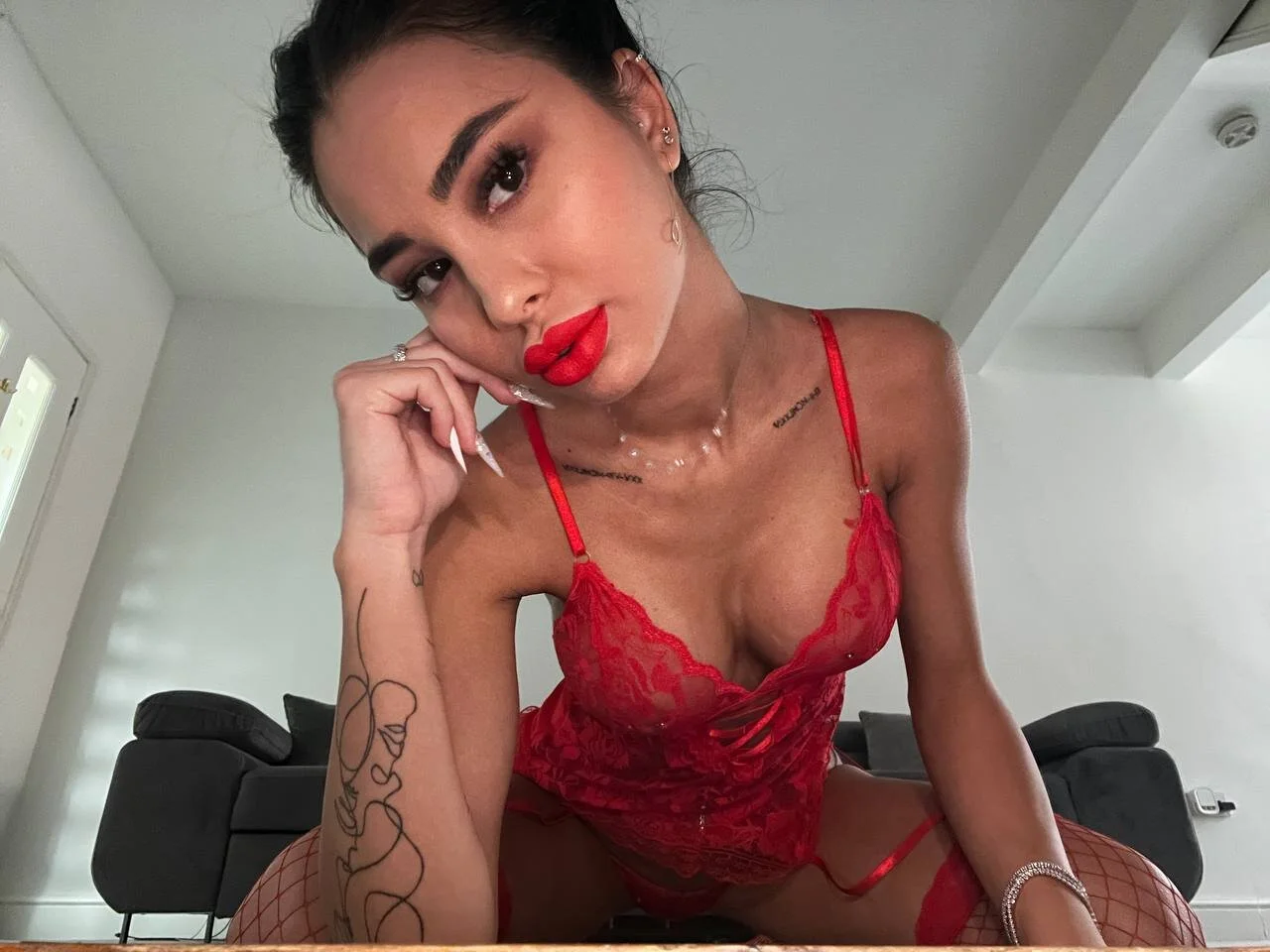 XXX Porn Photo of Nude OnlyXandra 23