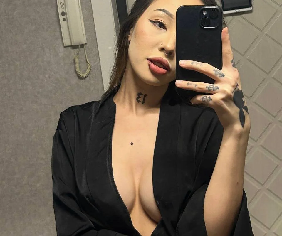XXX Porn Photo of Nude sharlin_13 2