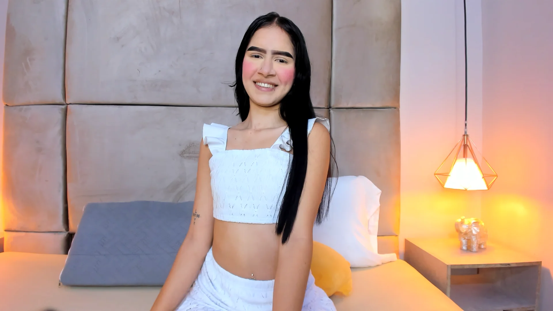 XXX Porn Photo of Nude angelaG1 1