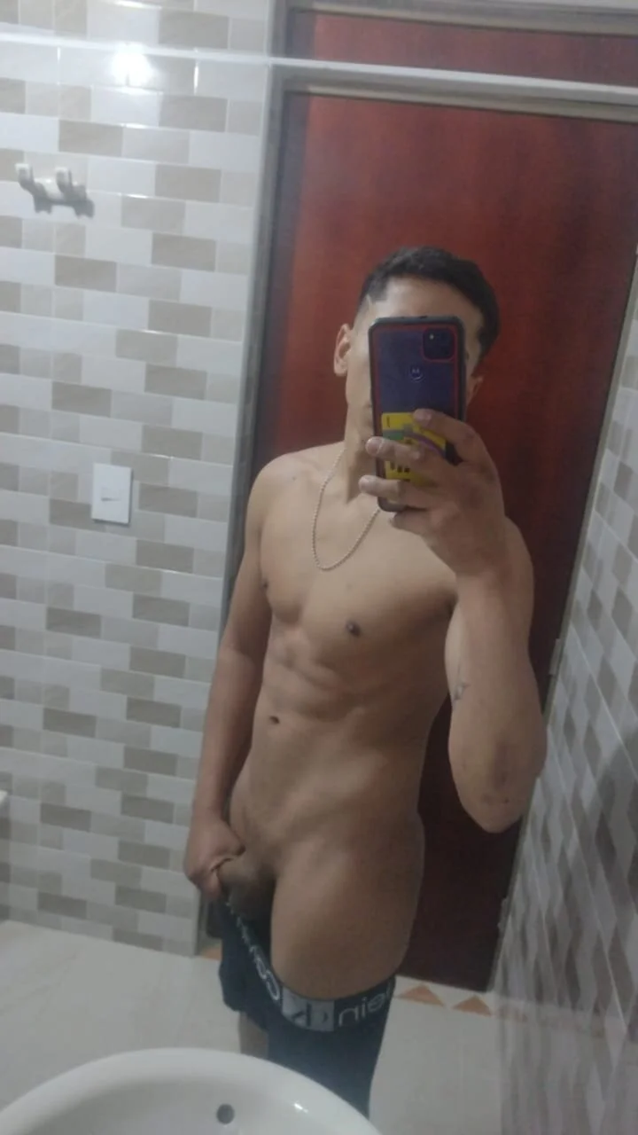 XXX Porn Photo of Nude Moreno-Latino 6