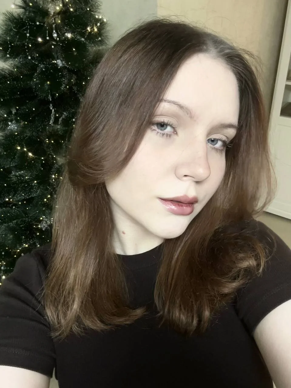 XXX Porn Photo of Nude YouHoldMee 3