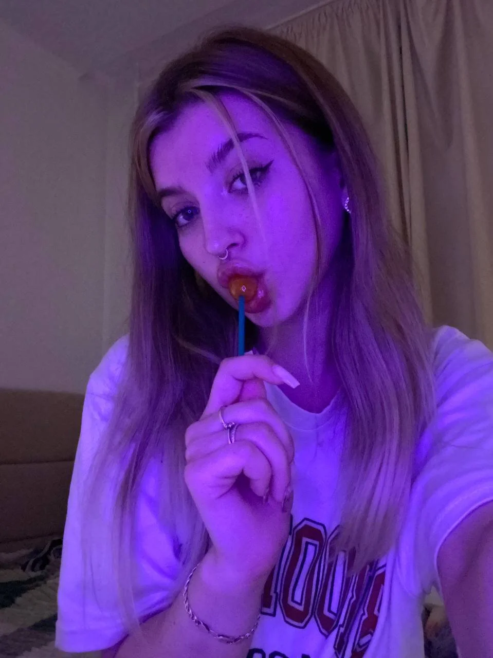 XXX Porn Photo of Nude temperaturka 2