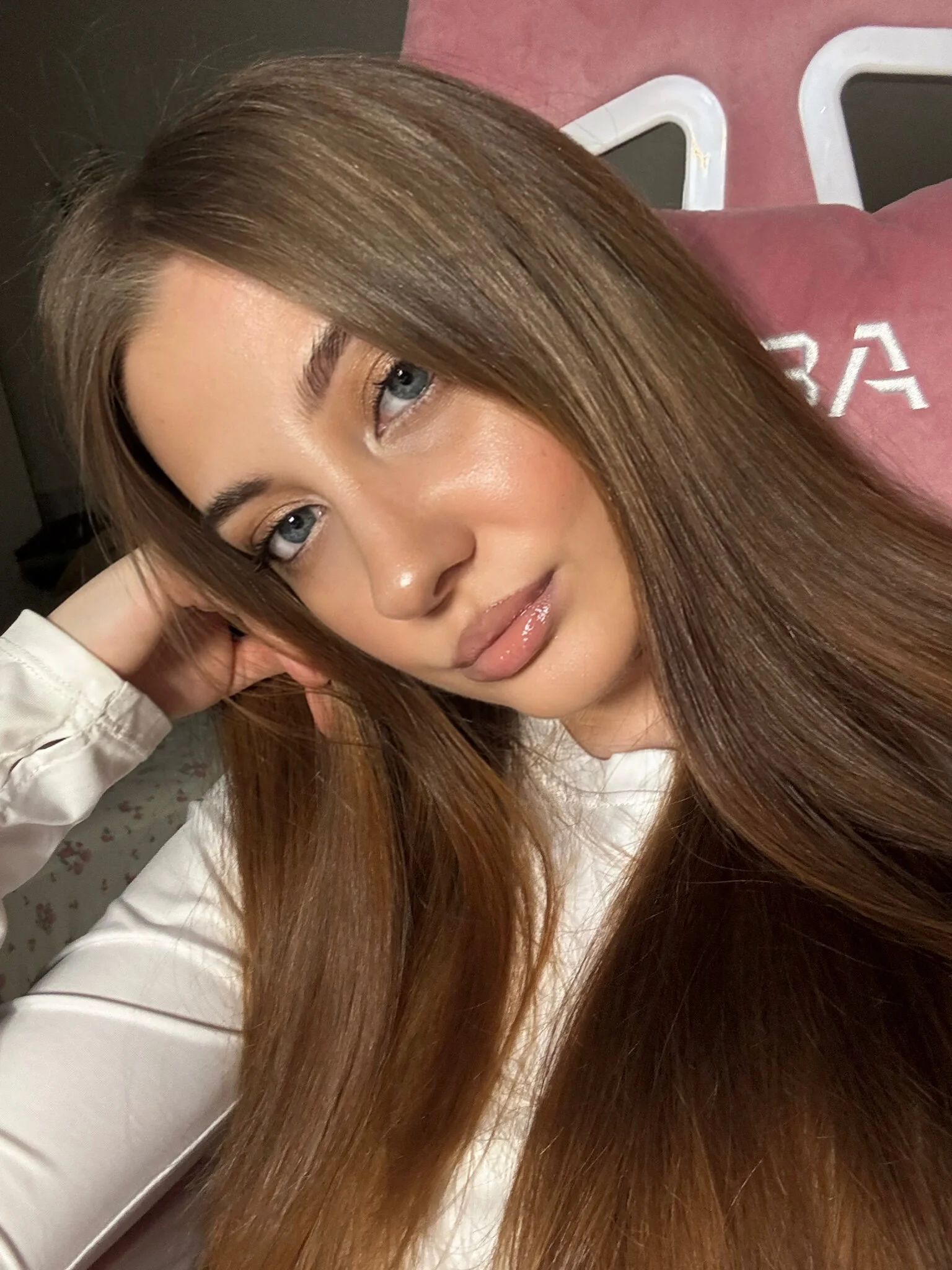 XXX Porn Photo of Nude emilurrre 2