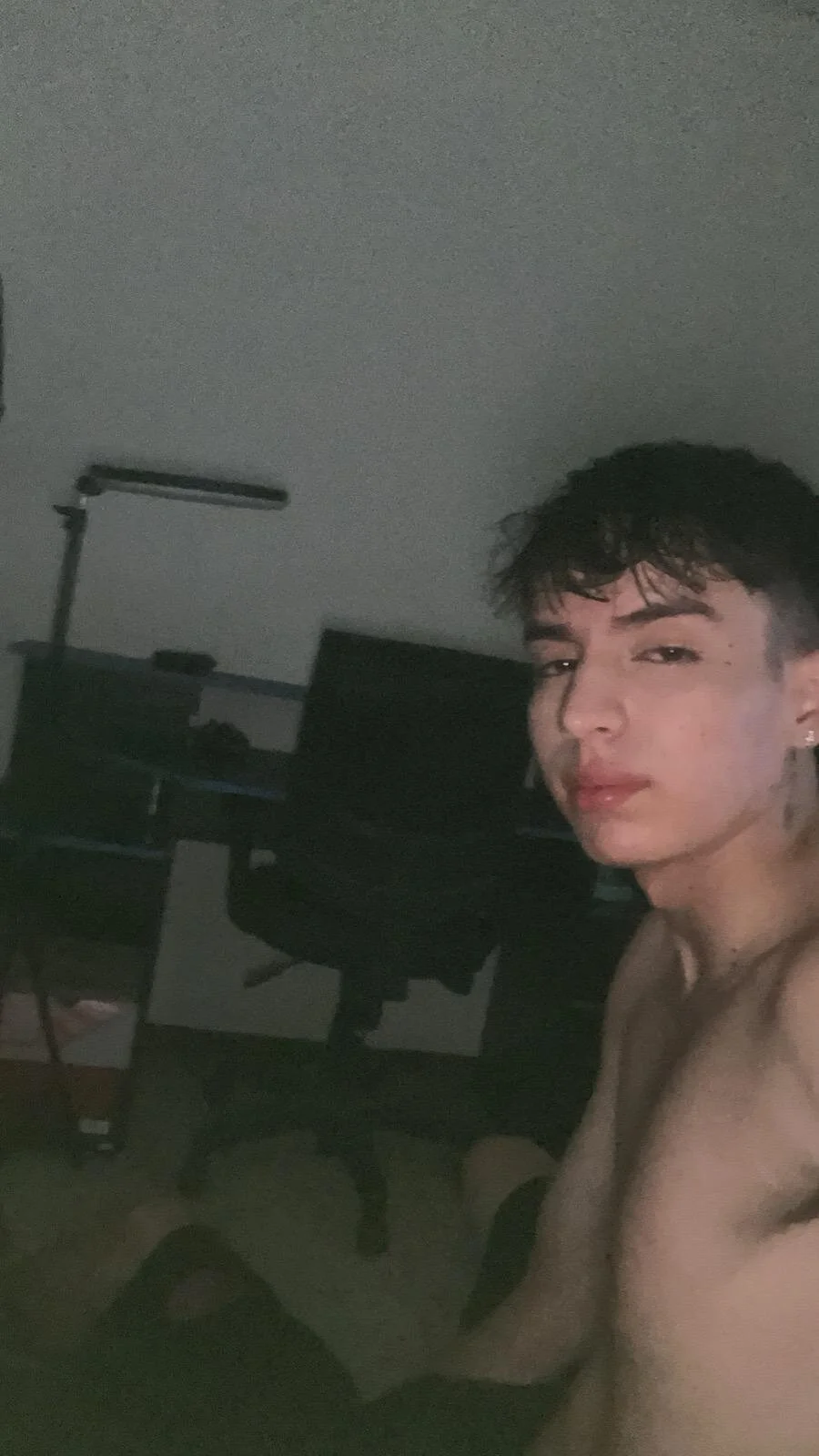 XXX Porn Photo of Nude light_eyes_ 5
